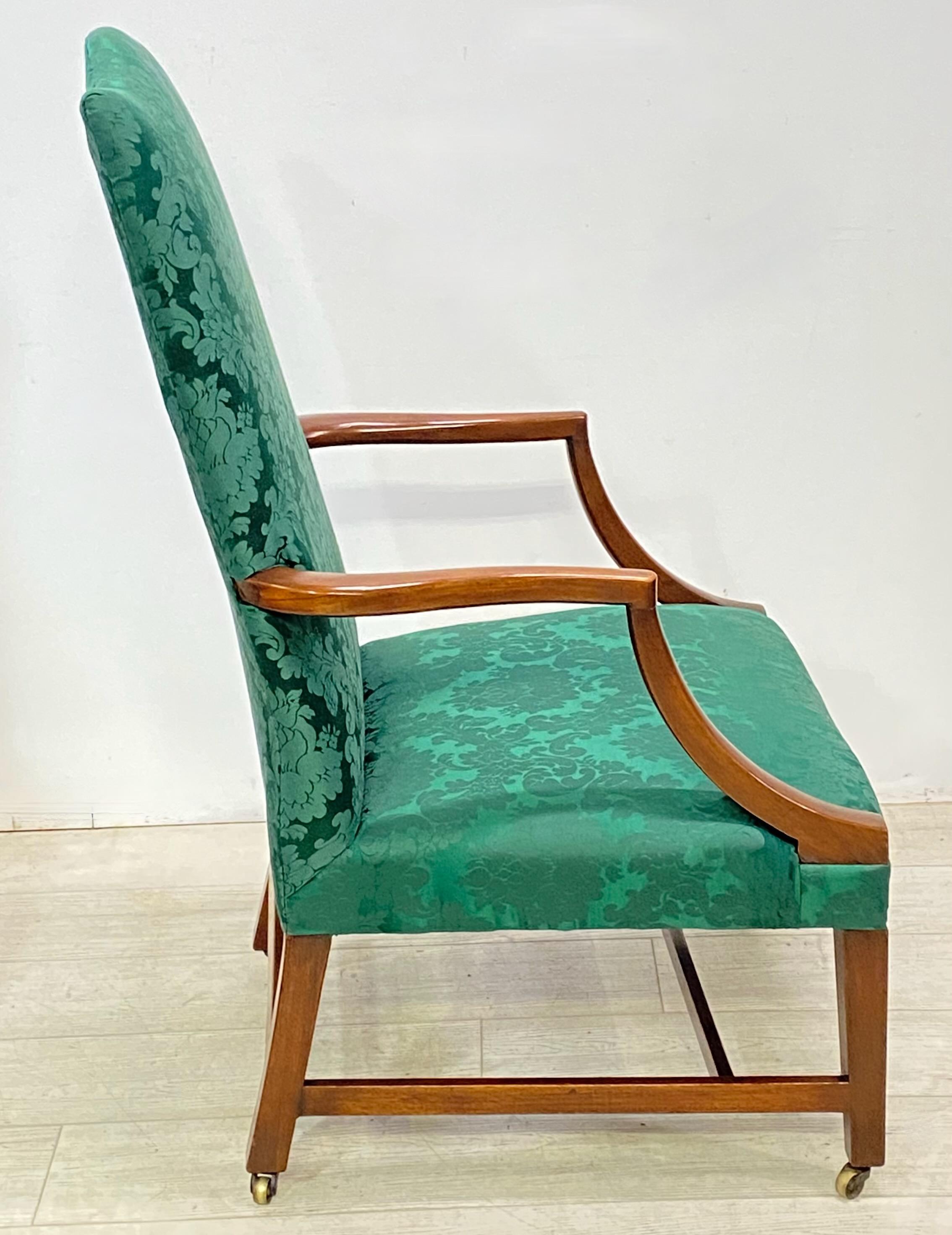 XIXe siècle Fauteuil de bibliothèque en acajou George III du début du 19e siècle Circa 1810 en vente