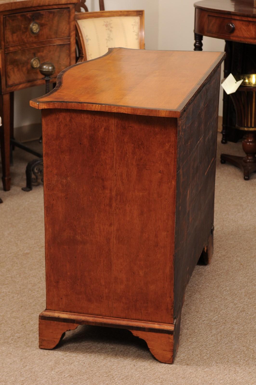 Early 19th Century English George III Satinwood Chest with 4 Drawers 9