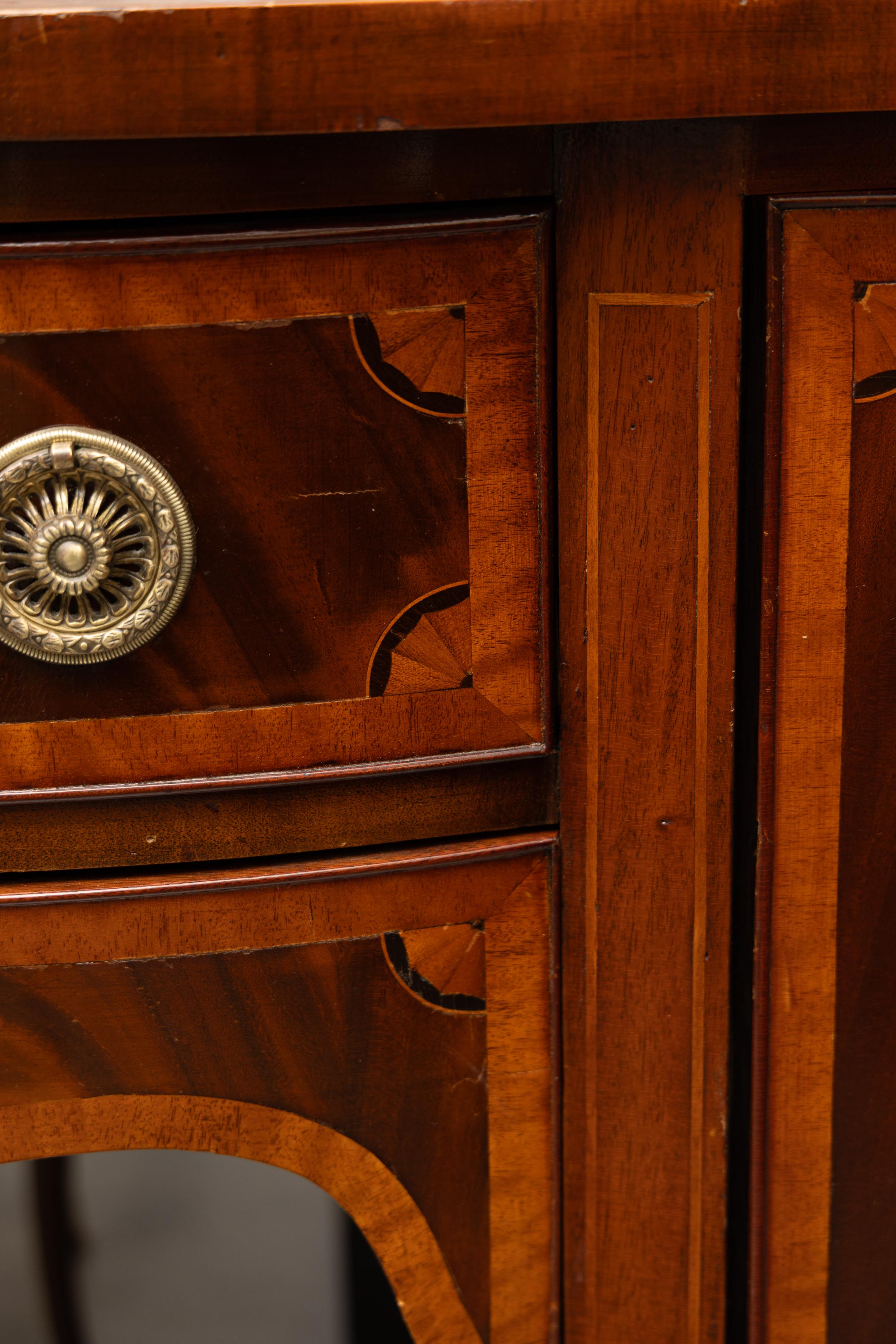 Hand-Crafted Early 19th Century English George III style Inlaid Sideboard For Sale