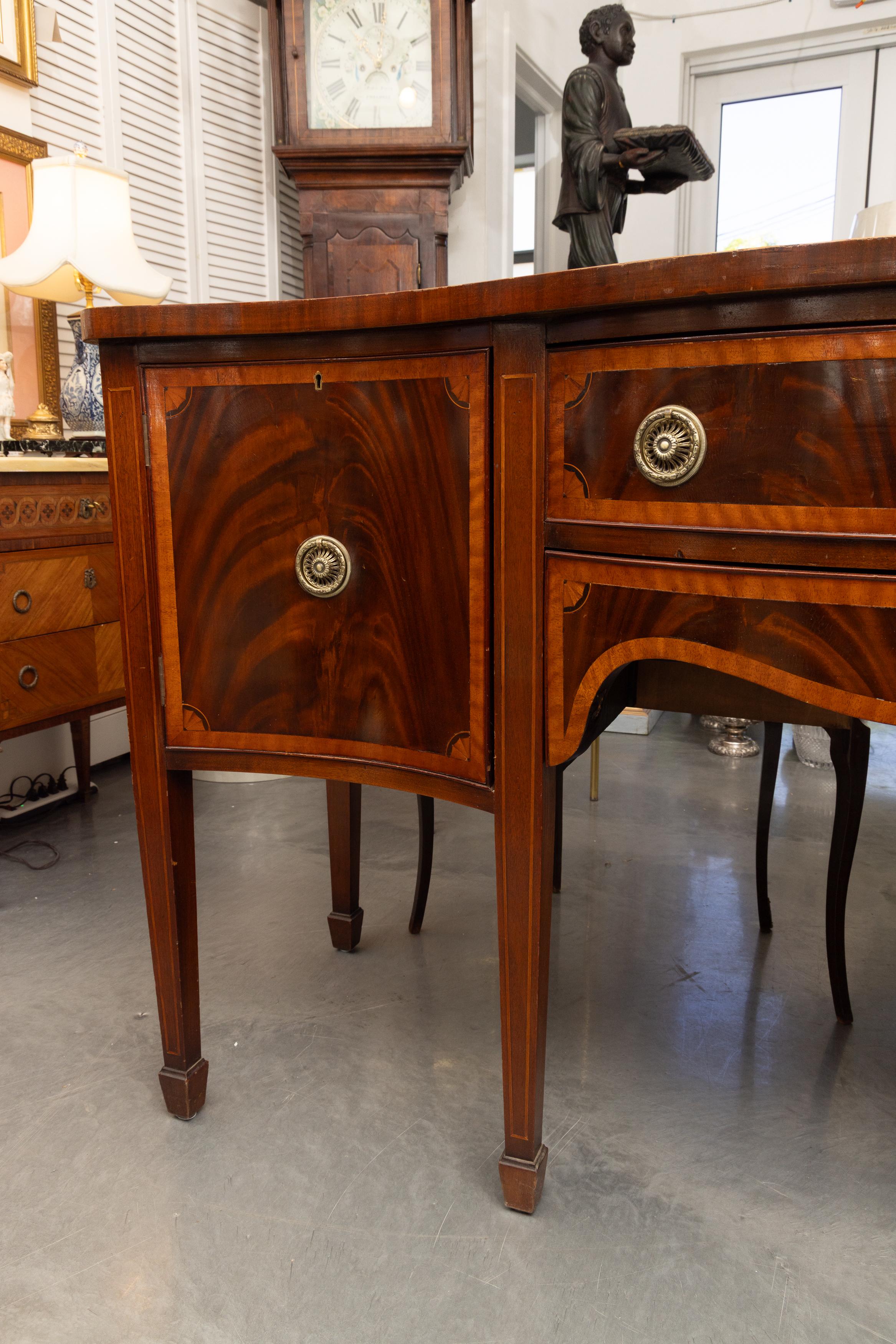 Early 19th Century English George III style Inlaid Sideboard For Sale 2