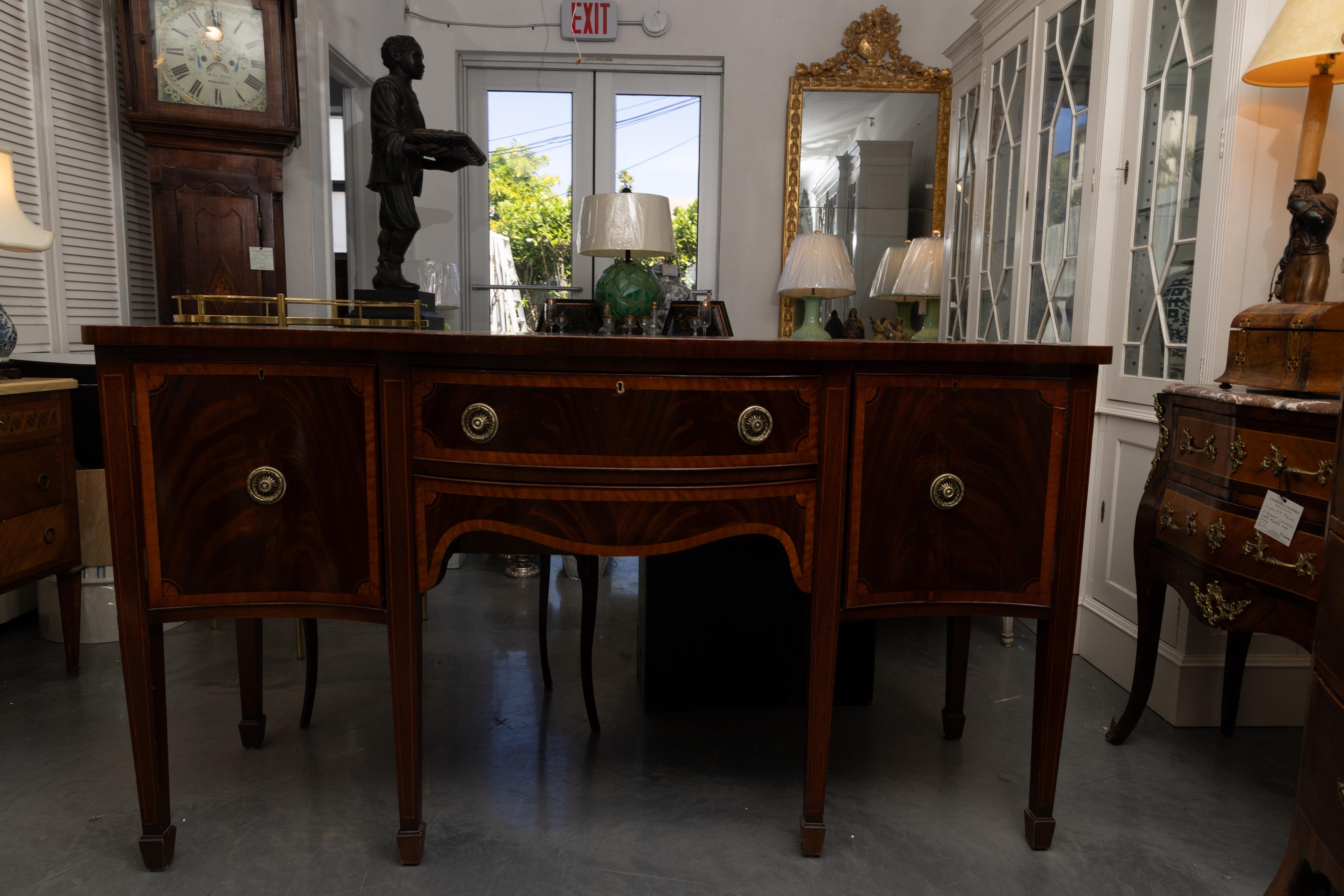 Early 19th Century English George III style Inlaid Sideboard For Sale 3