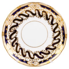 Englischer georgianischer Davenport-Porzellanteller aus vergoldetem kobaltfarbenem Porzellan, frühes 19. Jahrhundert
