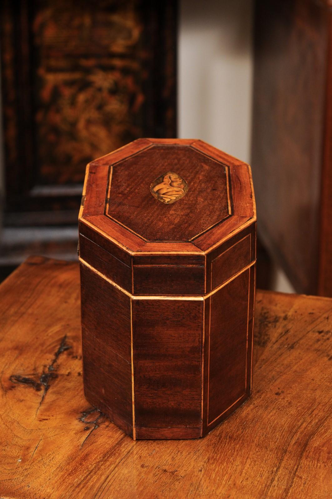 Early 19th Century English Large Octagonal George III Tea Caddy with Shell  2