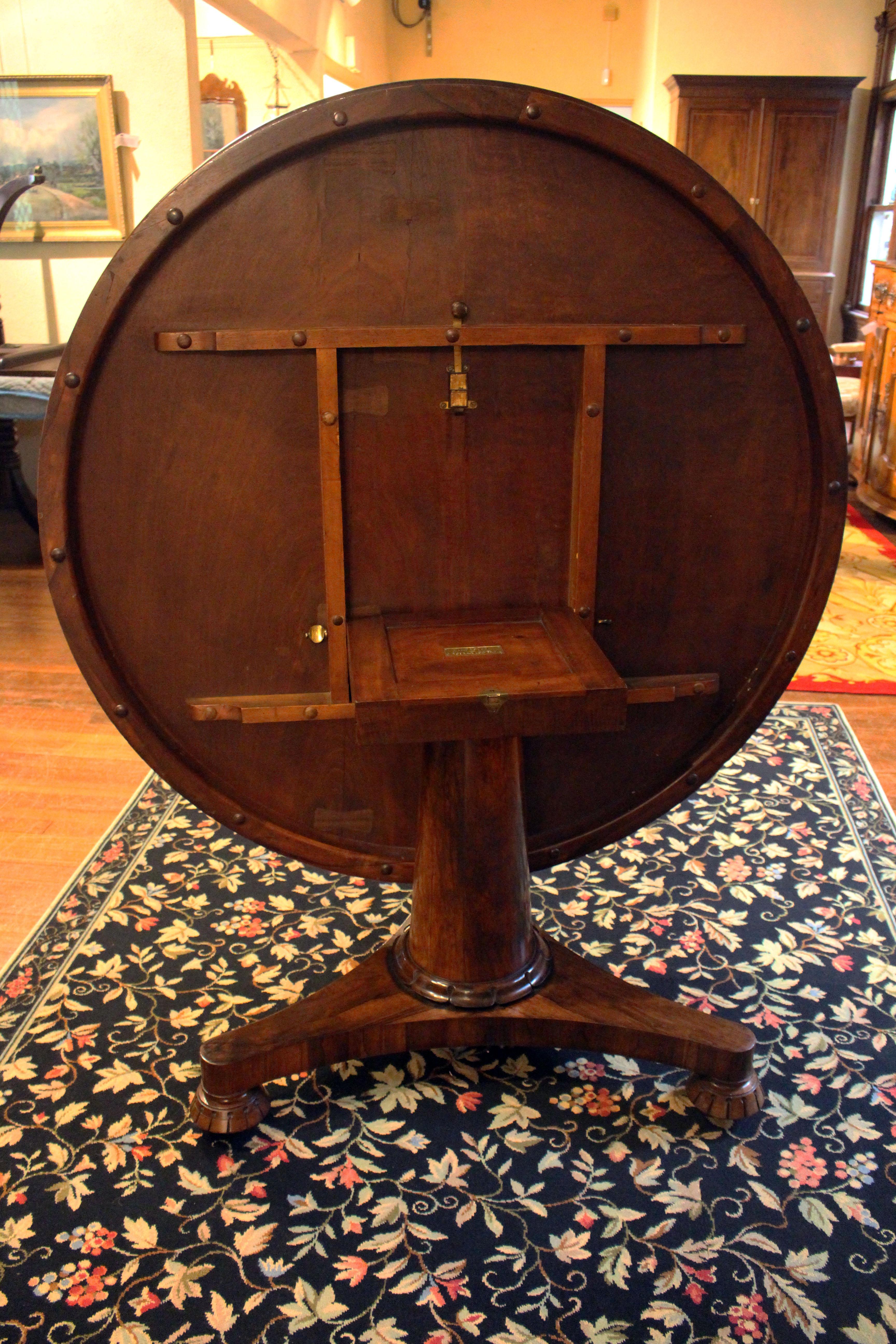 Wood Early 19th Century English Loo or Center Table