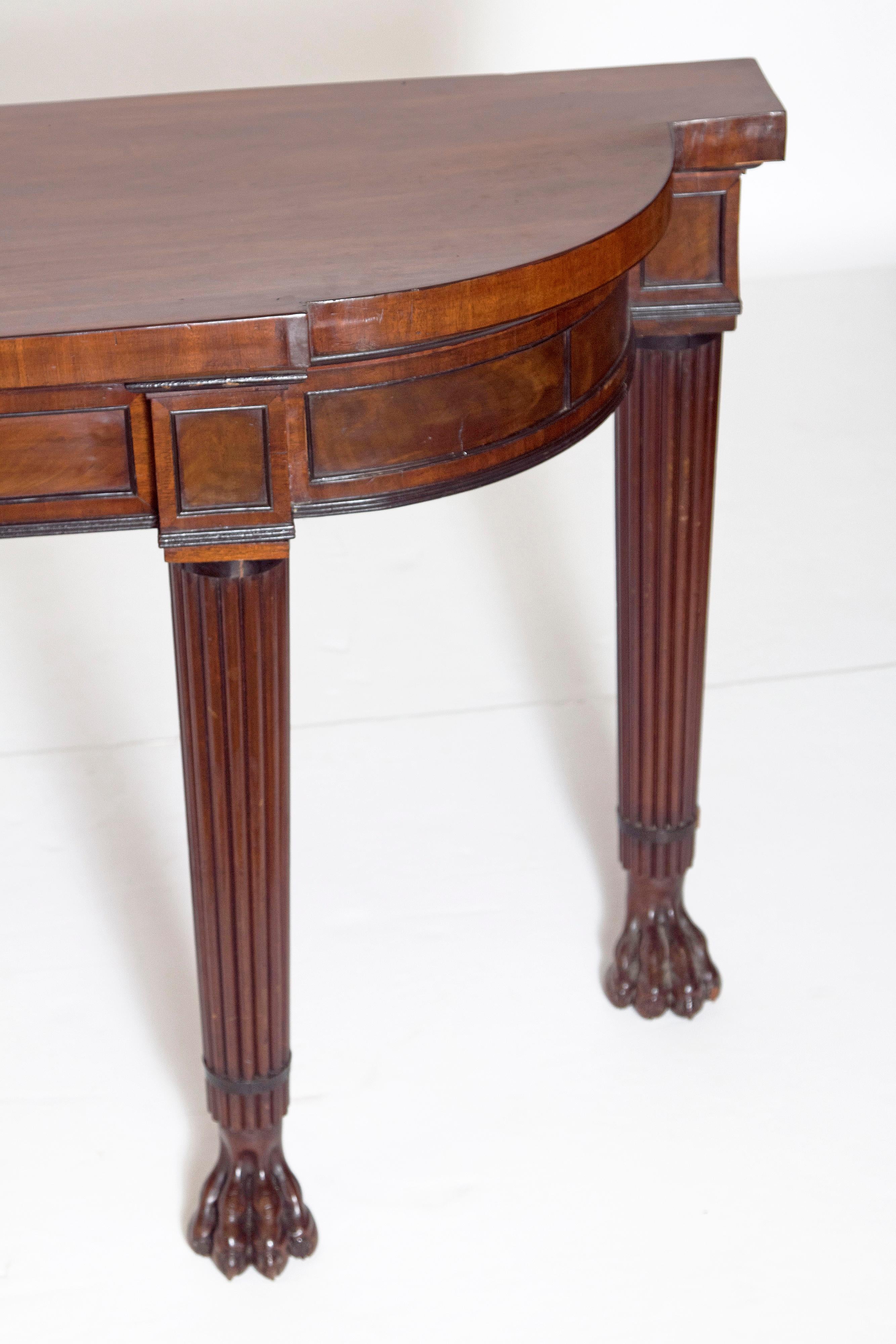 Early 19th Century English Mahogany Console Table In Good Condition In Dallas, TX