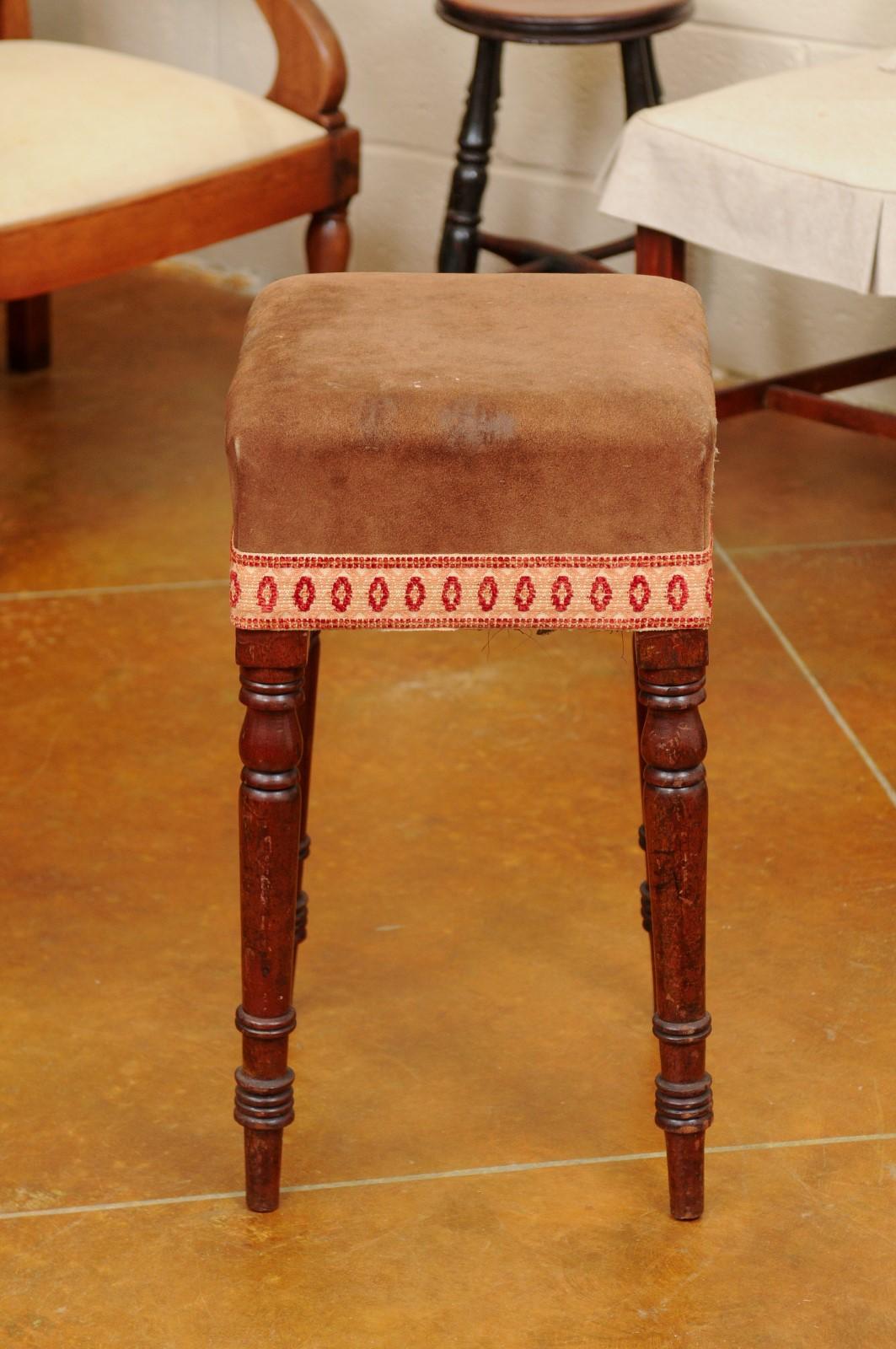 Early 19th Century English Mahogany Stool with Turned Legs & Suede Upholstery For Sale 4