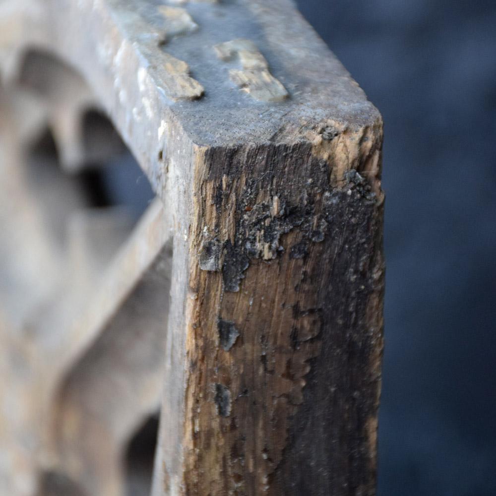 Early 19th Century English Oak Gothic Open Tracery In Distressed Condition In London, GB