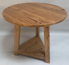 Early 19th Century English Pine Cricket Table
