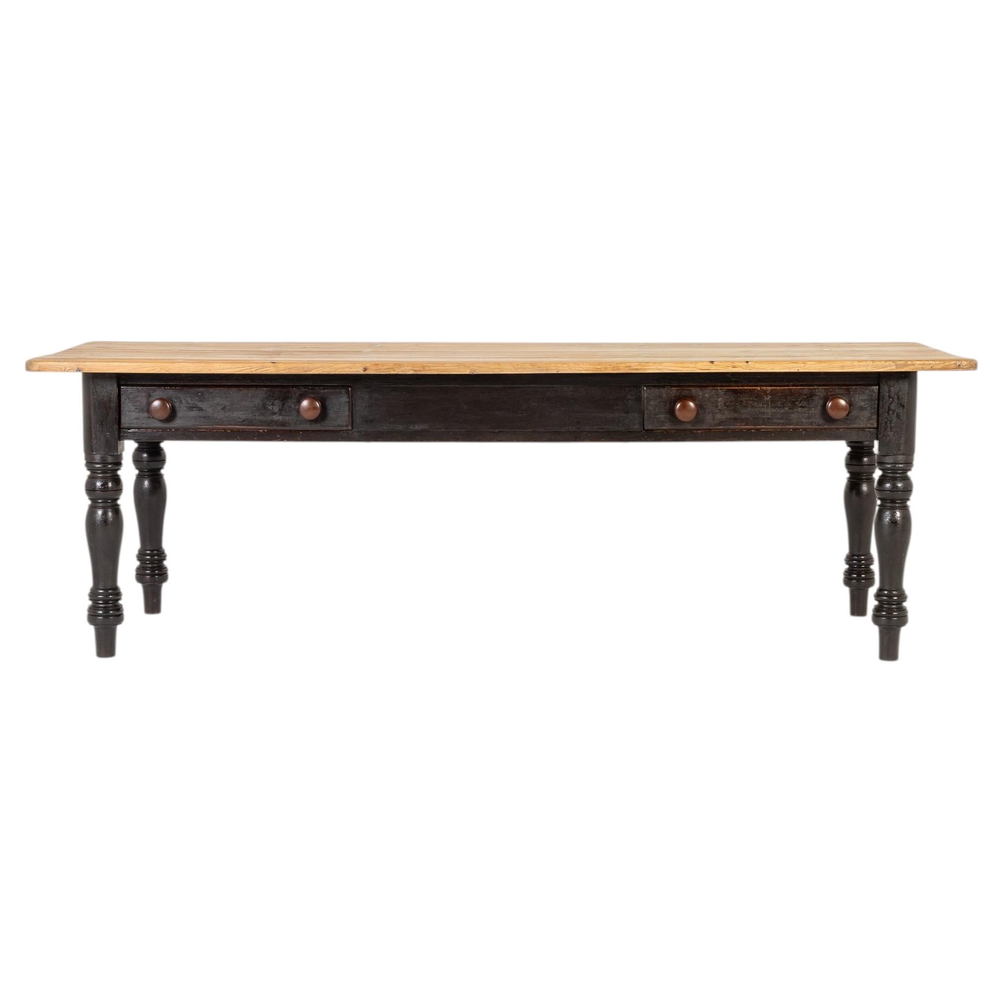 Early 19th Century English Pine Farmhouse Table