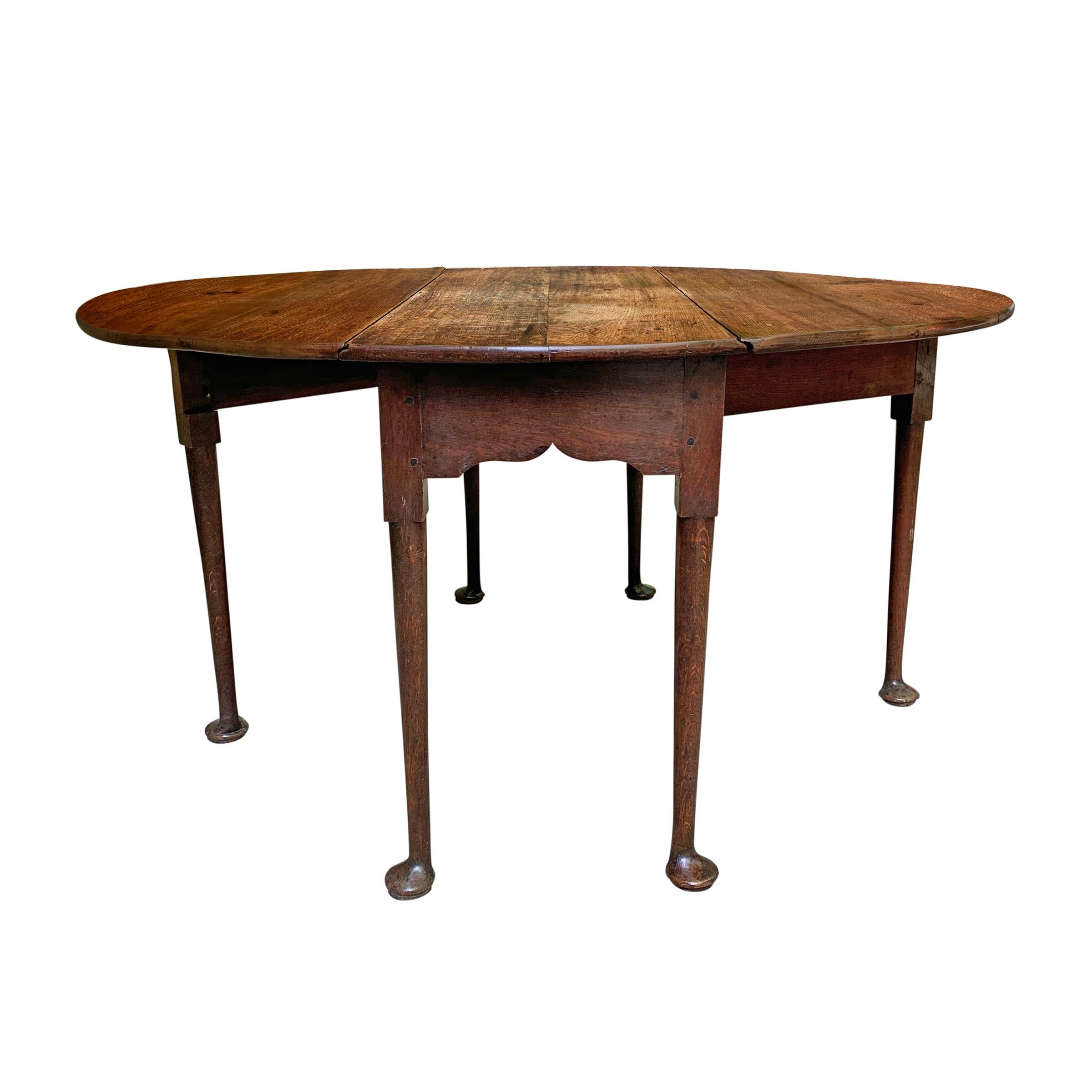 British Early 19th Century English Queen Anne Gate-Leg Table
