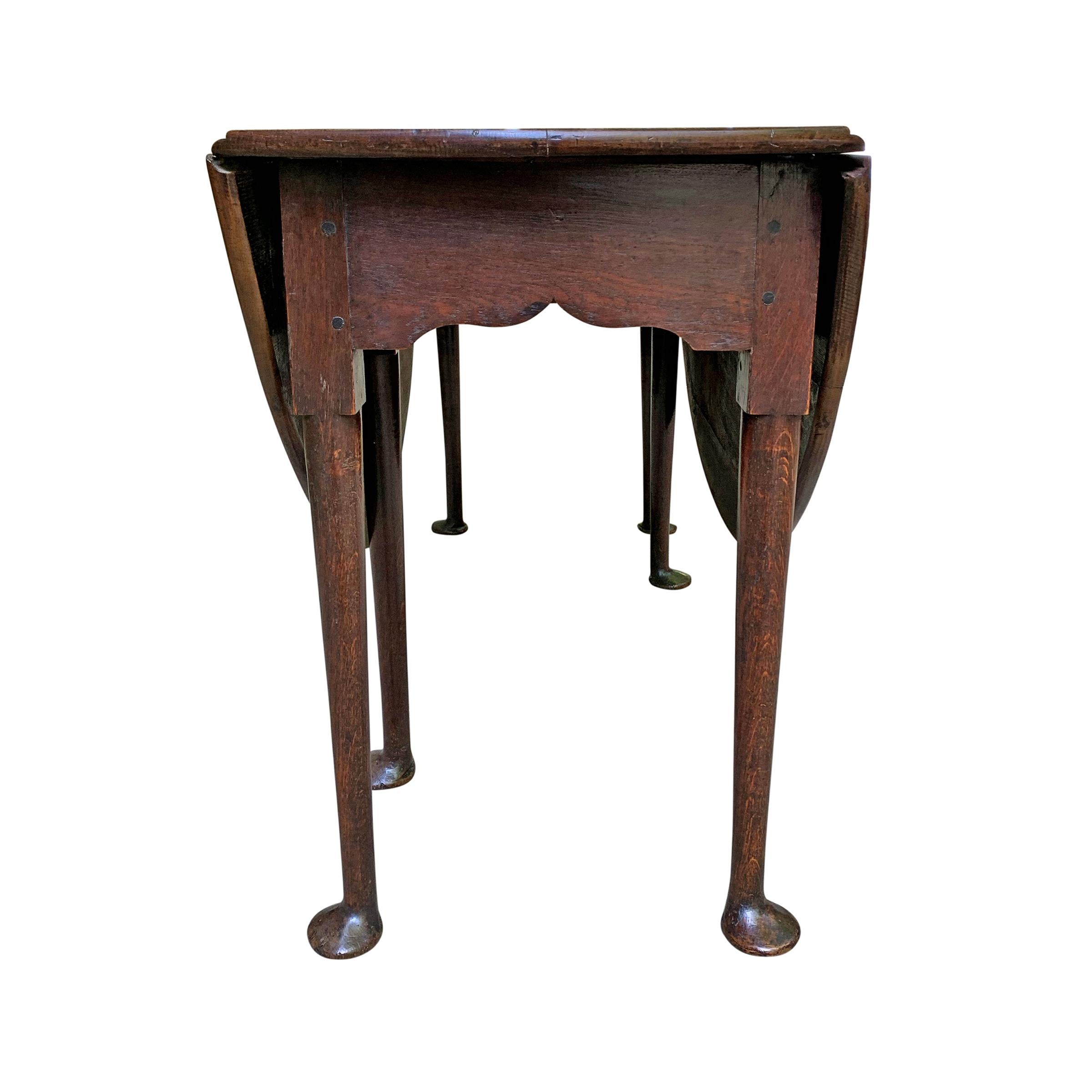Early 19th Century English Queen Anne Gate-Leg Table 3