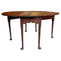 Early 19th Century English Queen Anne Gate-Leg Table