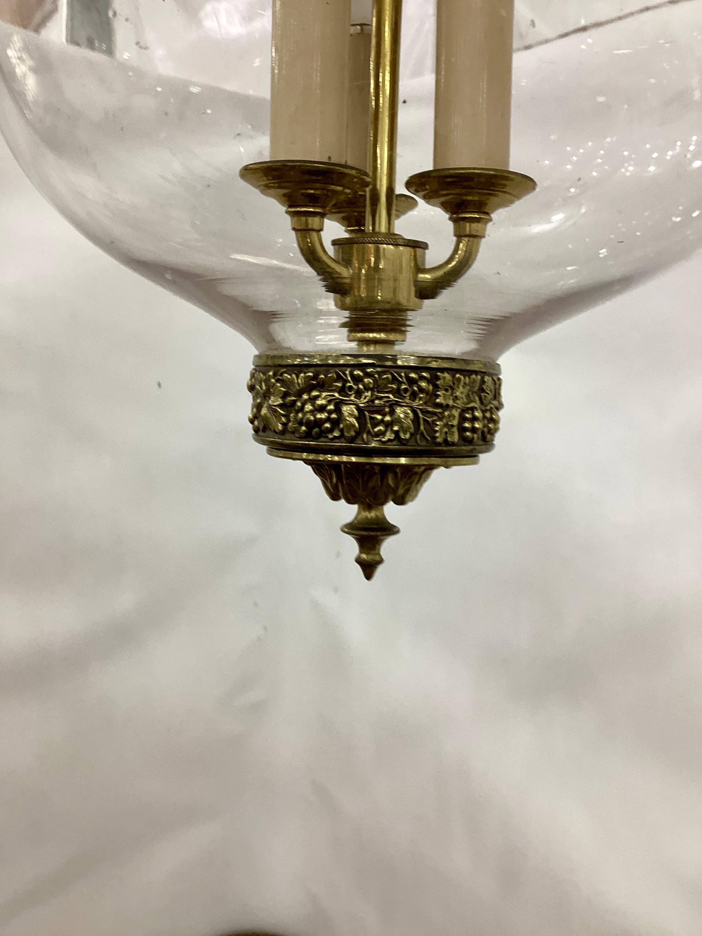 Early 19th Century English Regency Clear Glass Bell Jar Lantern  In Good Condition For Sale In Chapel Hill, NC
