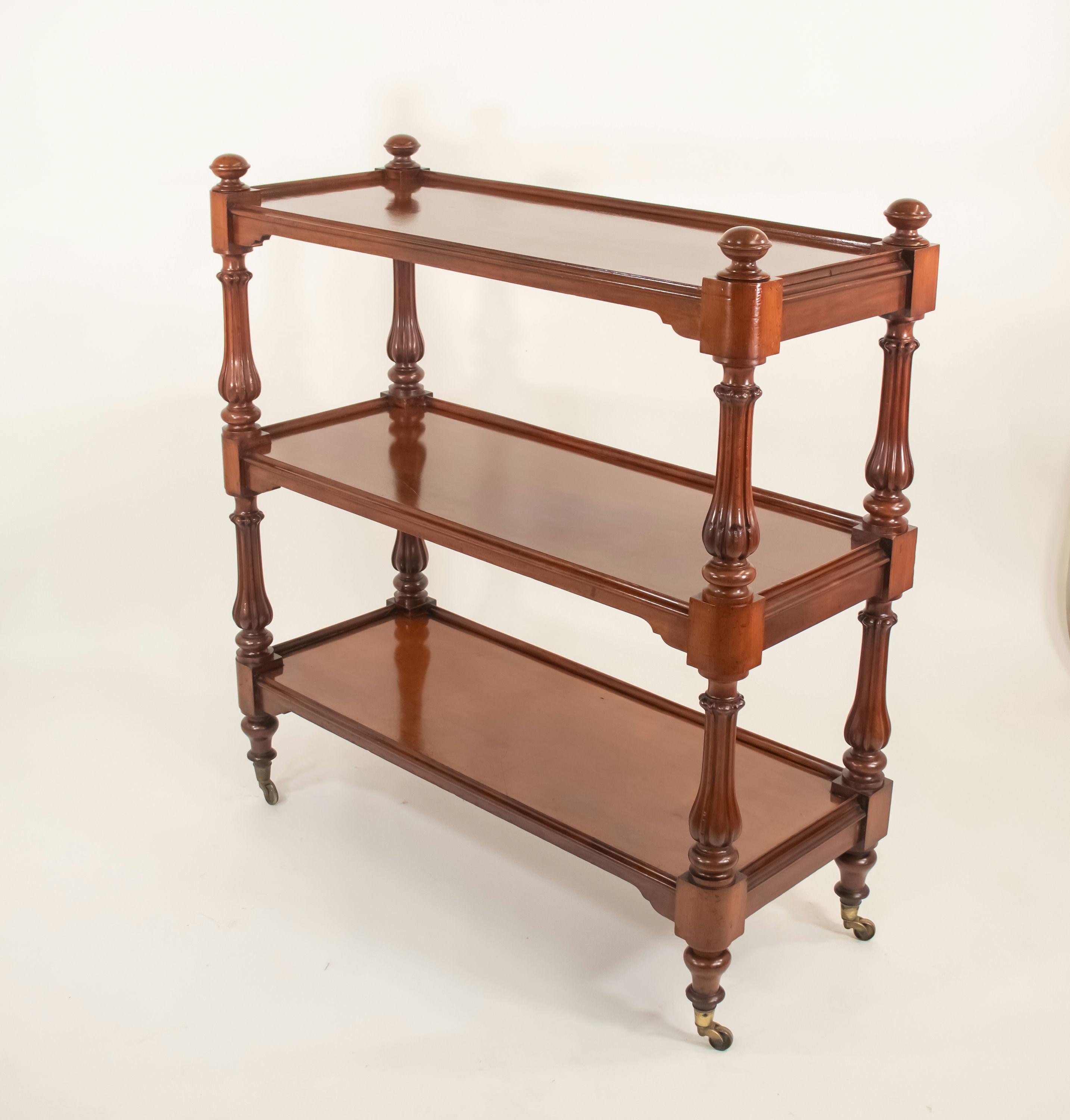Early 19th Century English Regency Mahogany Serving Table Dumbwaiter Server In Good Condition In Chicago, IL