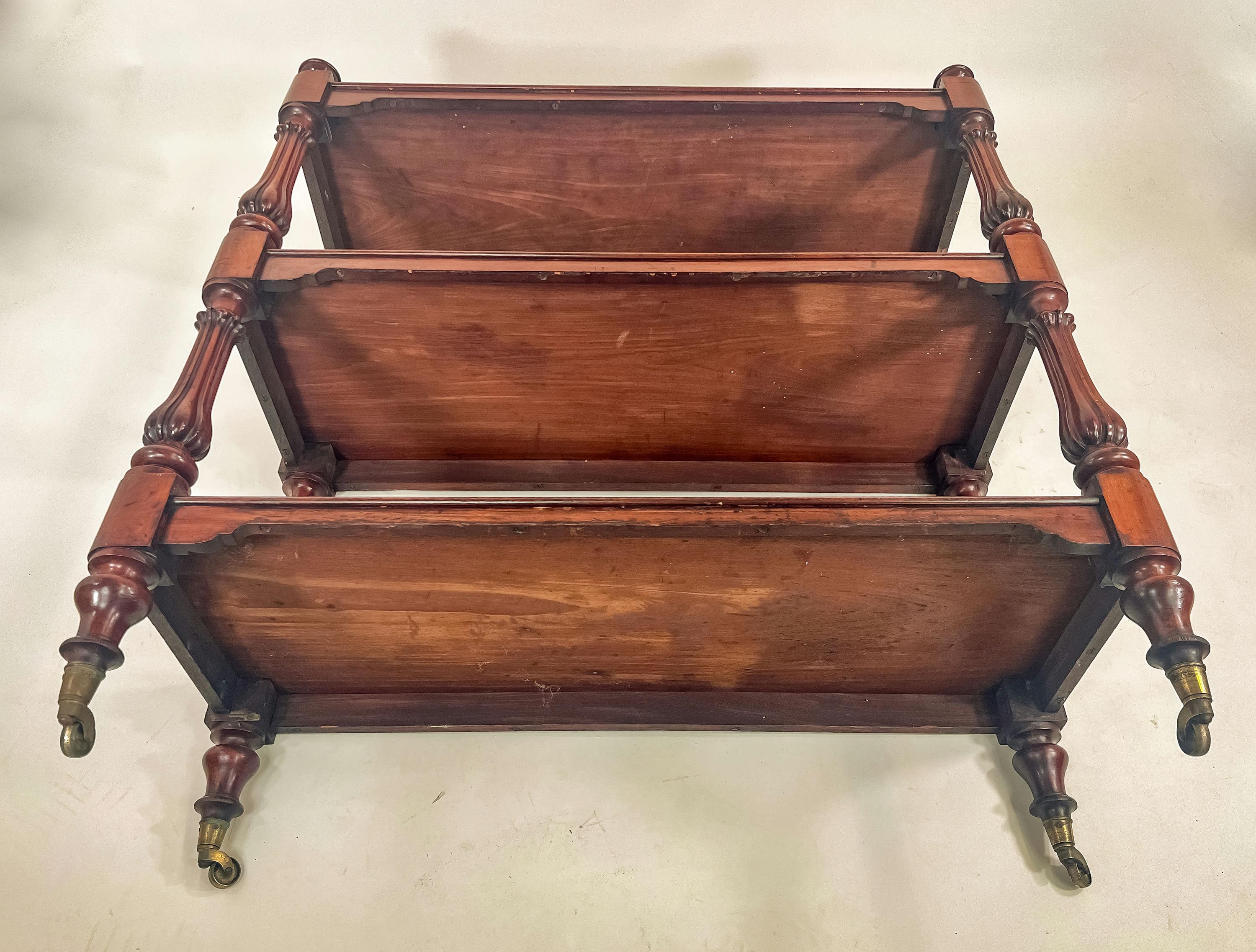 Early 19th Century English Regency Mahogany Serving Table Dumbwaiter Server 4