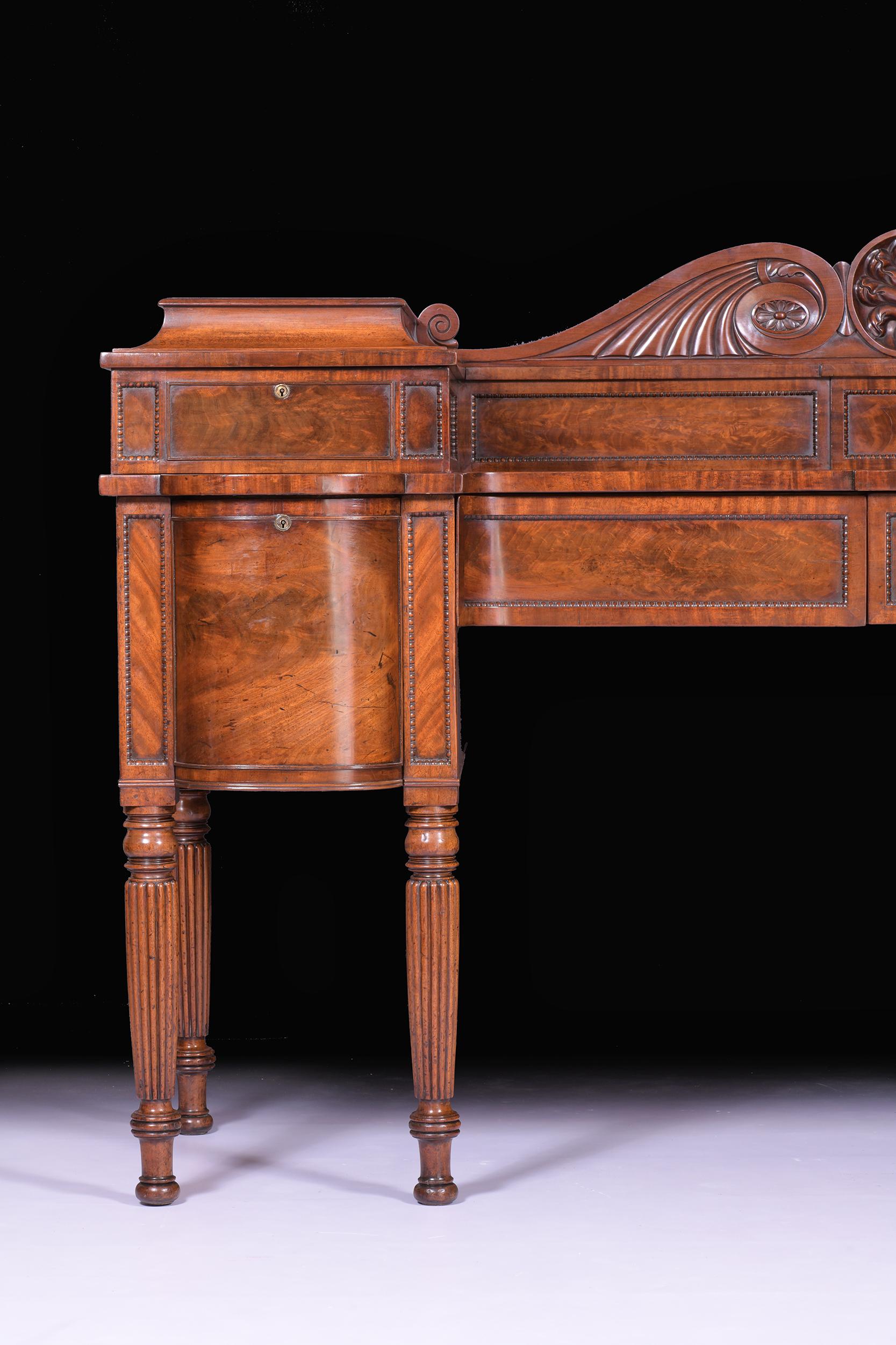Early 19th Century English Regency Mahogany Sideboard in the Manner of Gillows For Sale 1