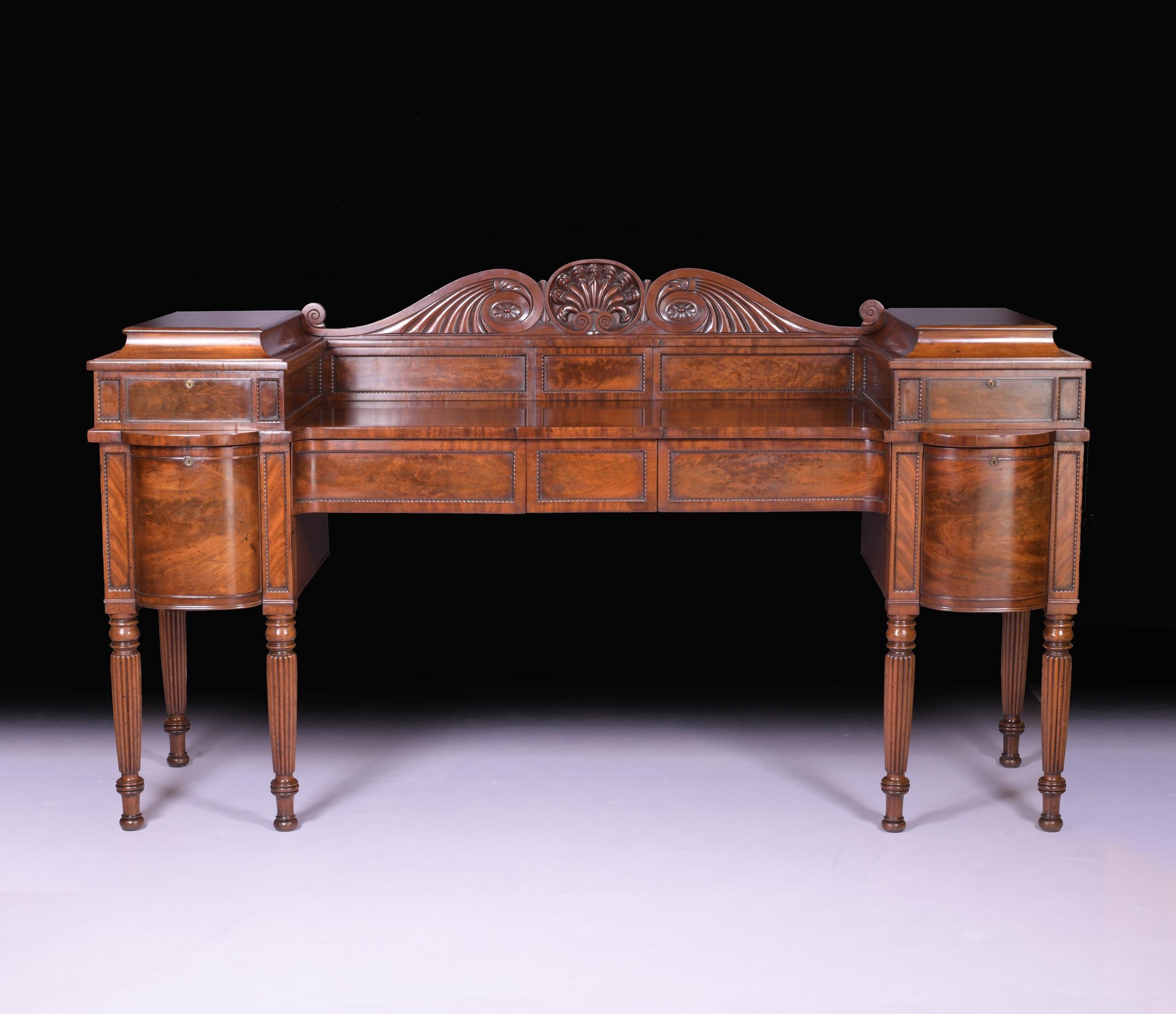 Early 19th Century English Regency Mahogany Sideboard in the Manner of Gillows For Sale 2