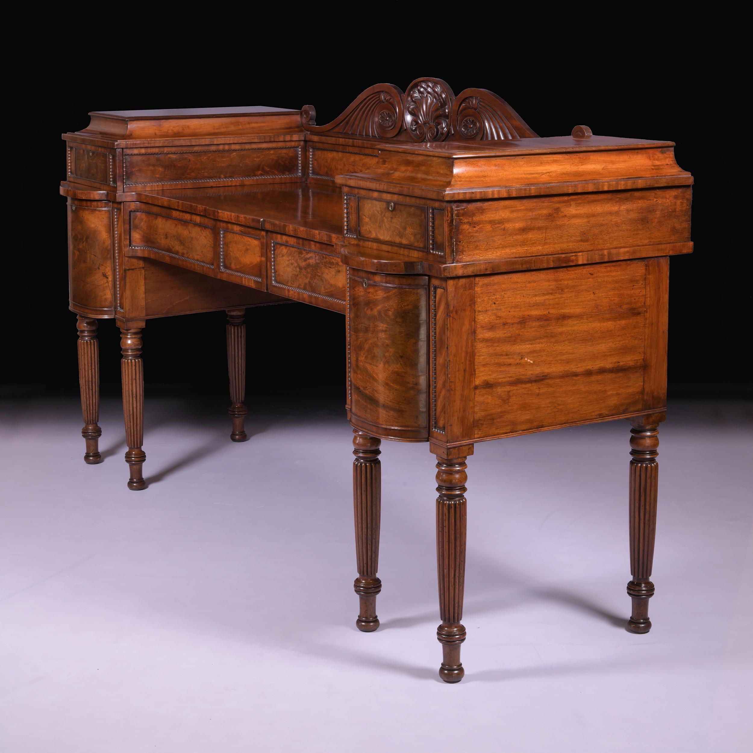 Early 19th Century English Regency Mahogany Sideboard in the Manner of Gillows For Sale 4