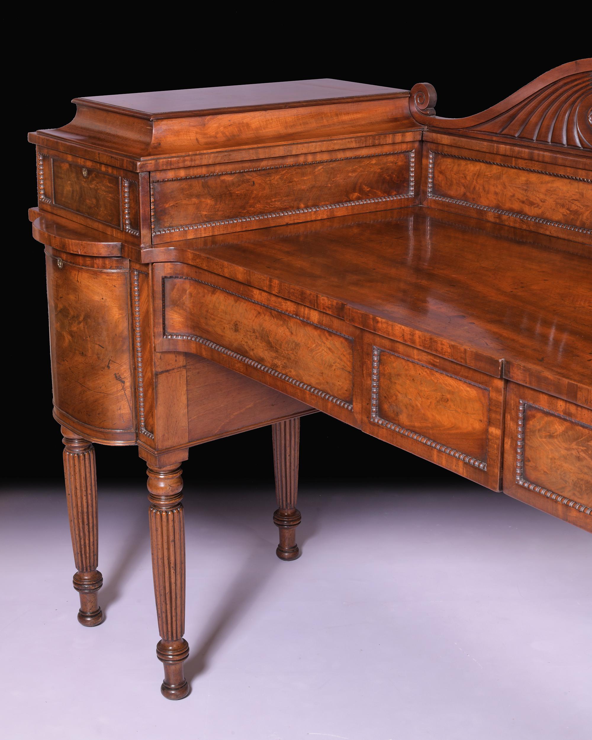 Early 19th Century English Regency Mahogany Sideboard in the Manner of Gillows For Sale 5