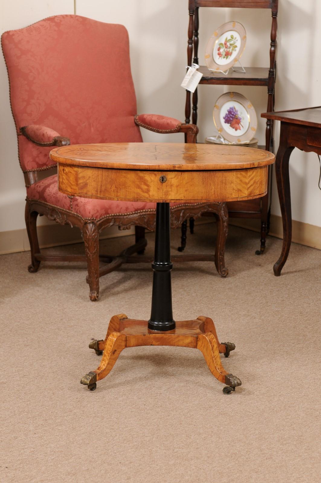 Early 19th Century English Regency Satinwood & Ebonized Oval Work Table For Sale 8