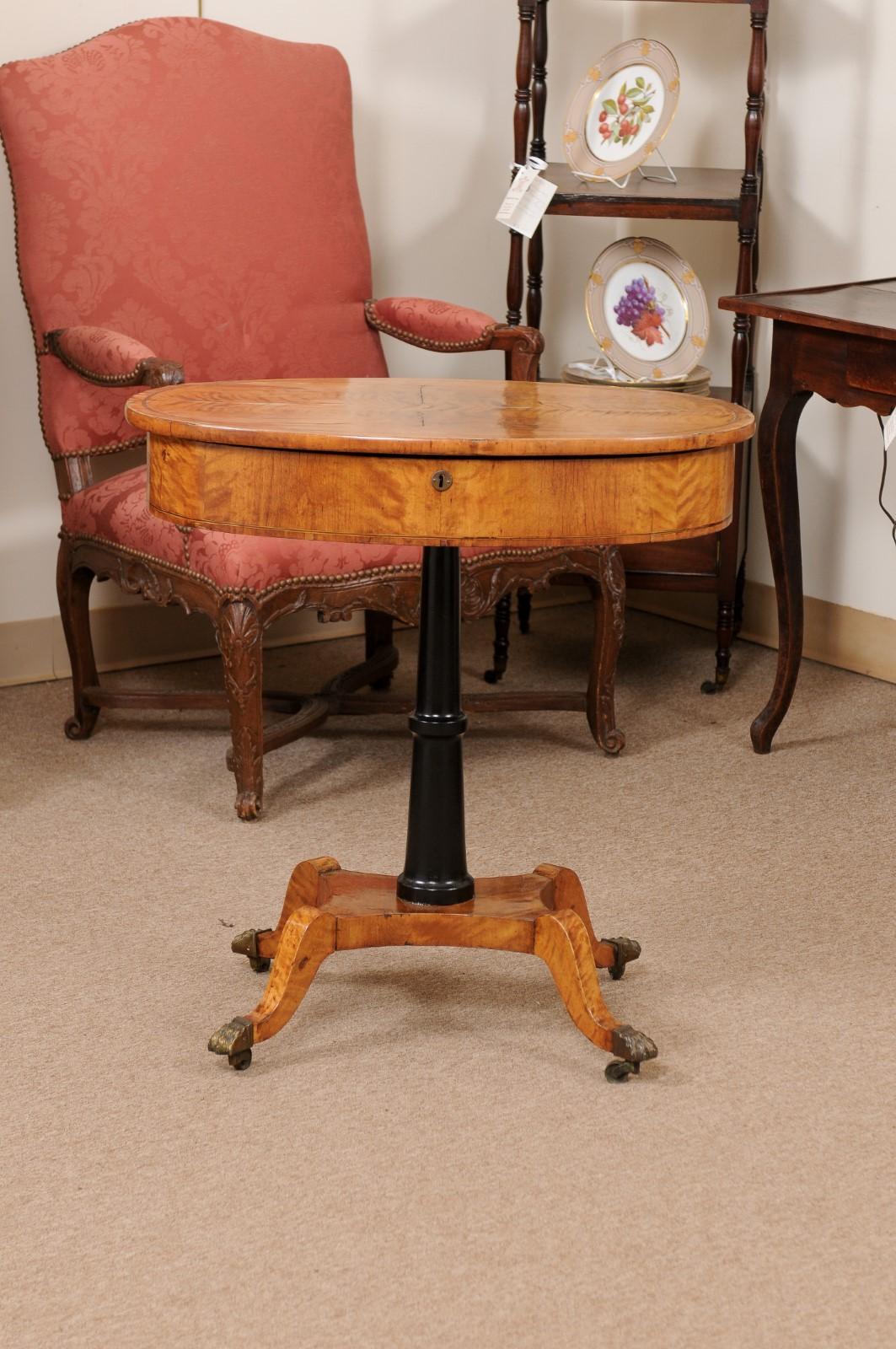 Early 19th Century English Regency Satinwood & Ebonized Oval Work Table For Sale 10