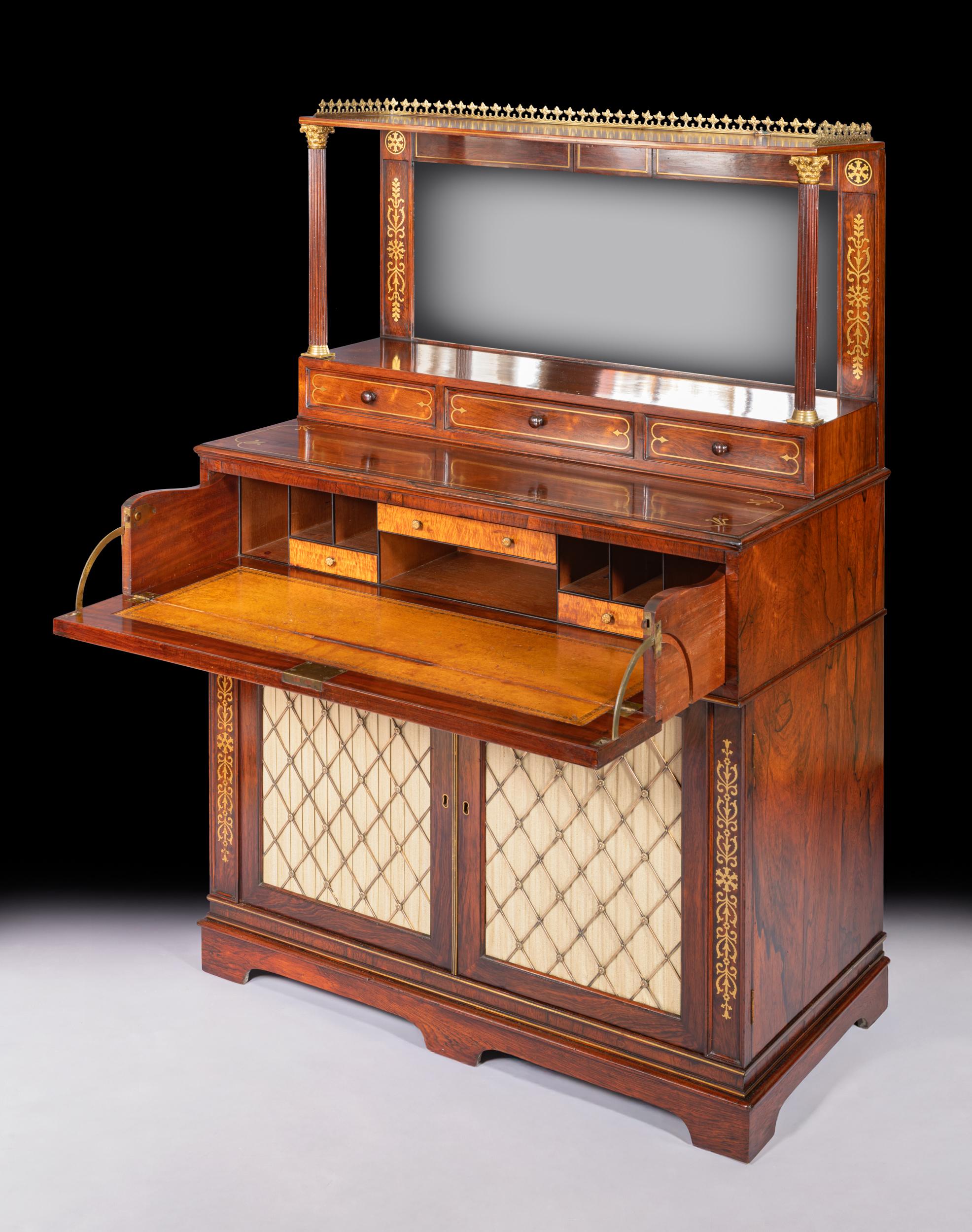 Intarsio Secretaire Chiffonier Side Cabinet inglese dei primi del XIX secolo in vendita