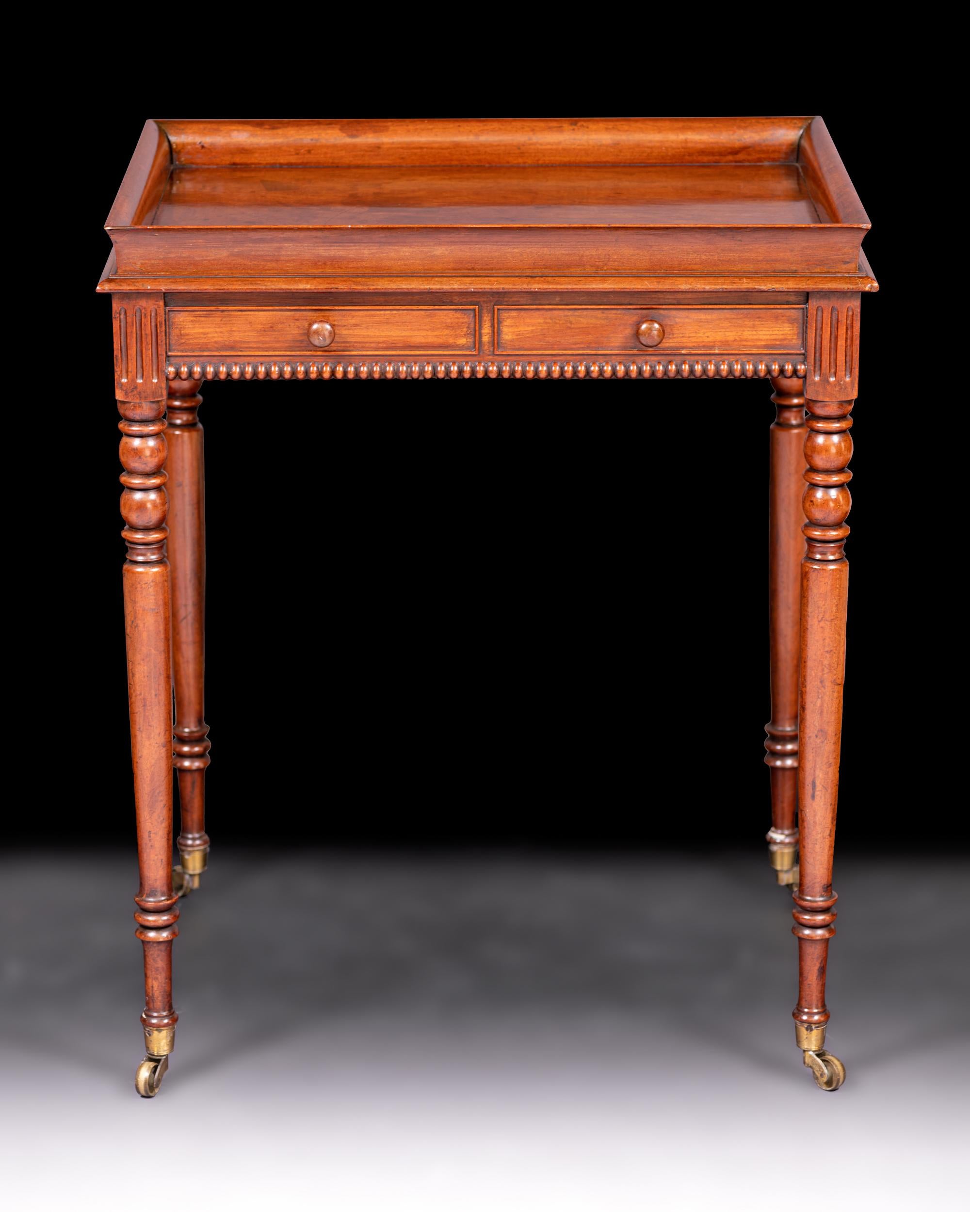 Wood Early 19th Century English Regency Side Table Attributed to Gillows of Lancaster For Sale