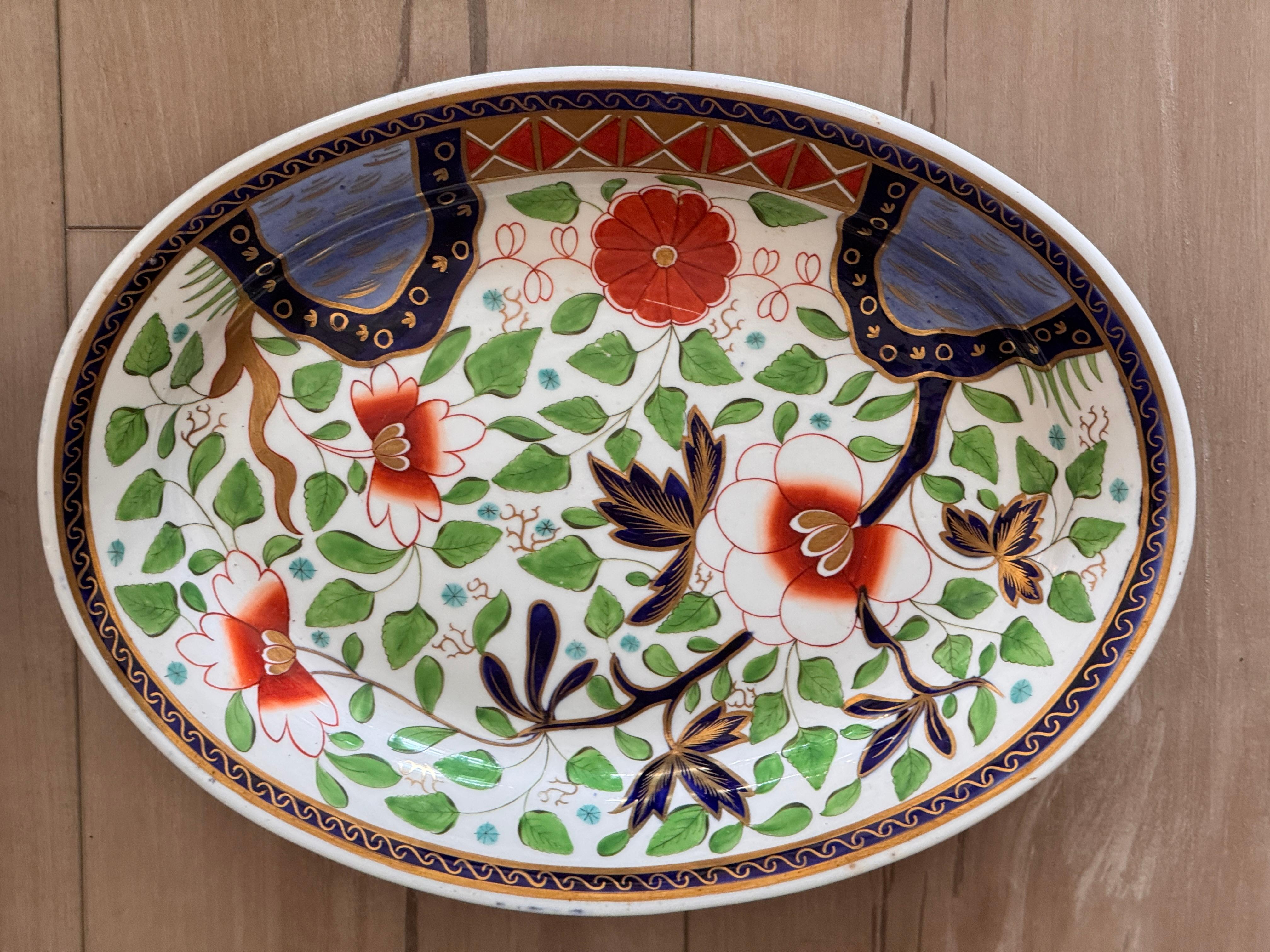 Early 19th Century English Spode Goudy Dutch China Serving Set For Sale 9