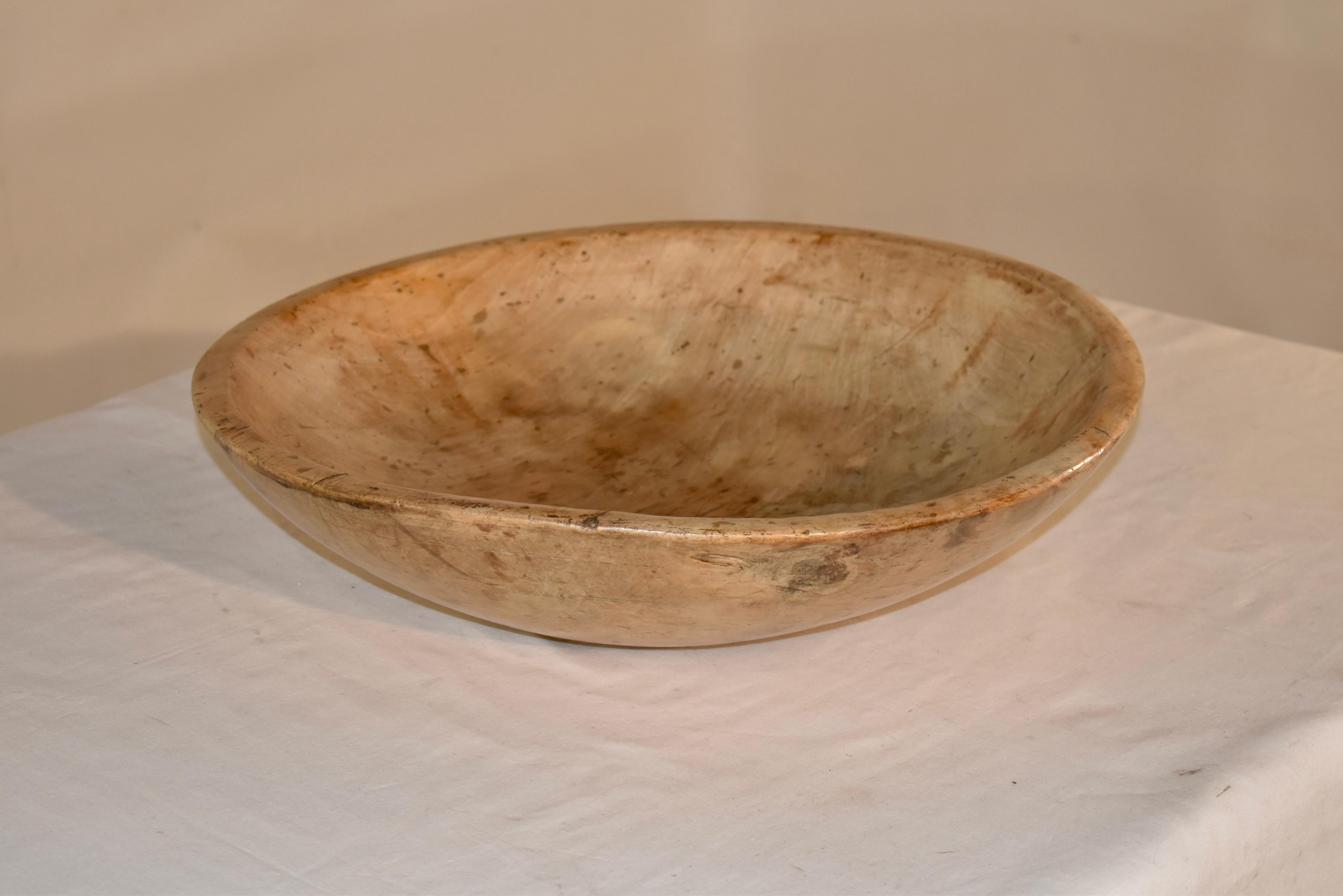 Turned Early 19th Century English Sycamore Bowl For Sale