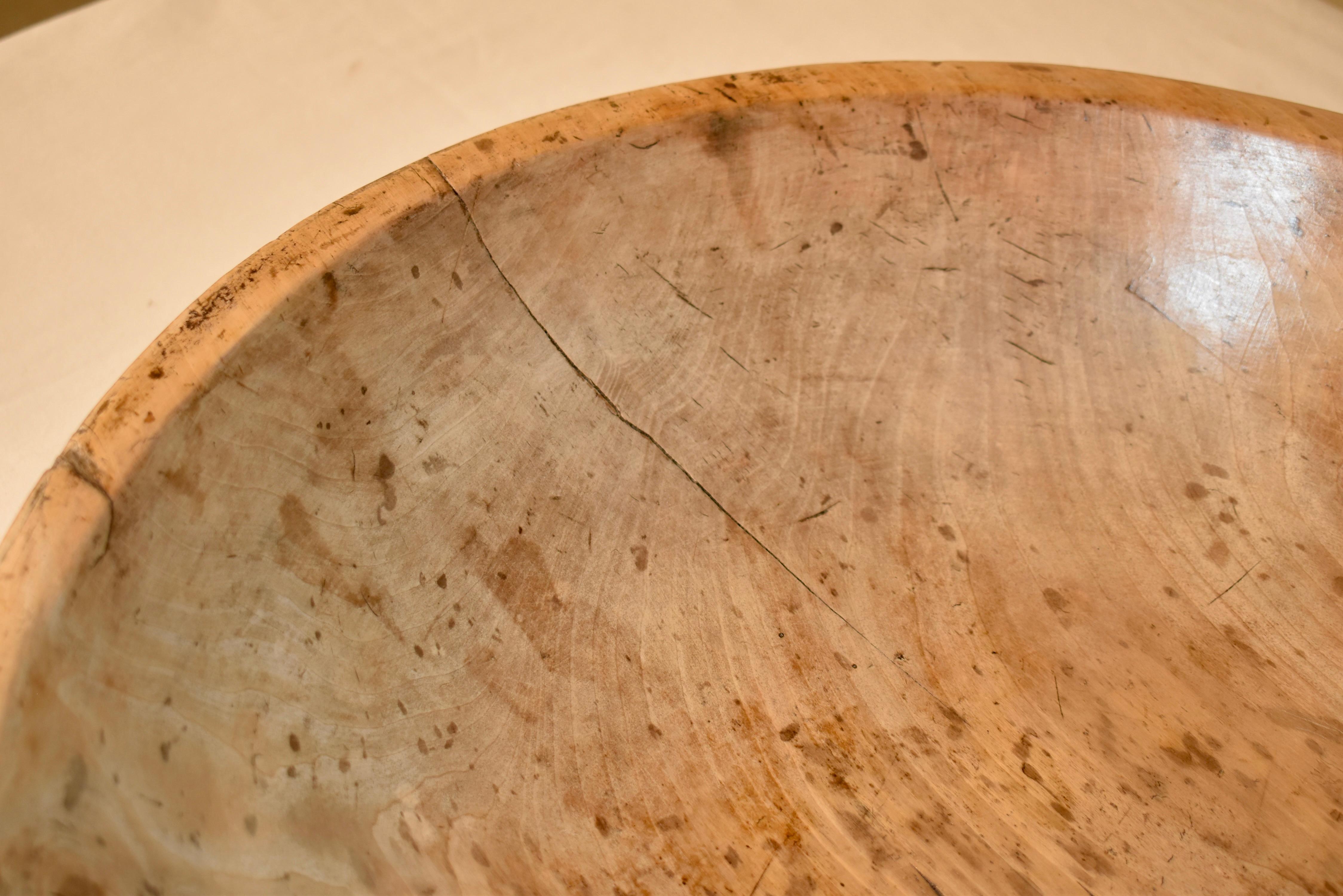 Early 19th Century English Sycamore Bowl For Sale 2