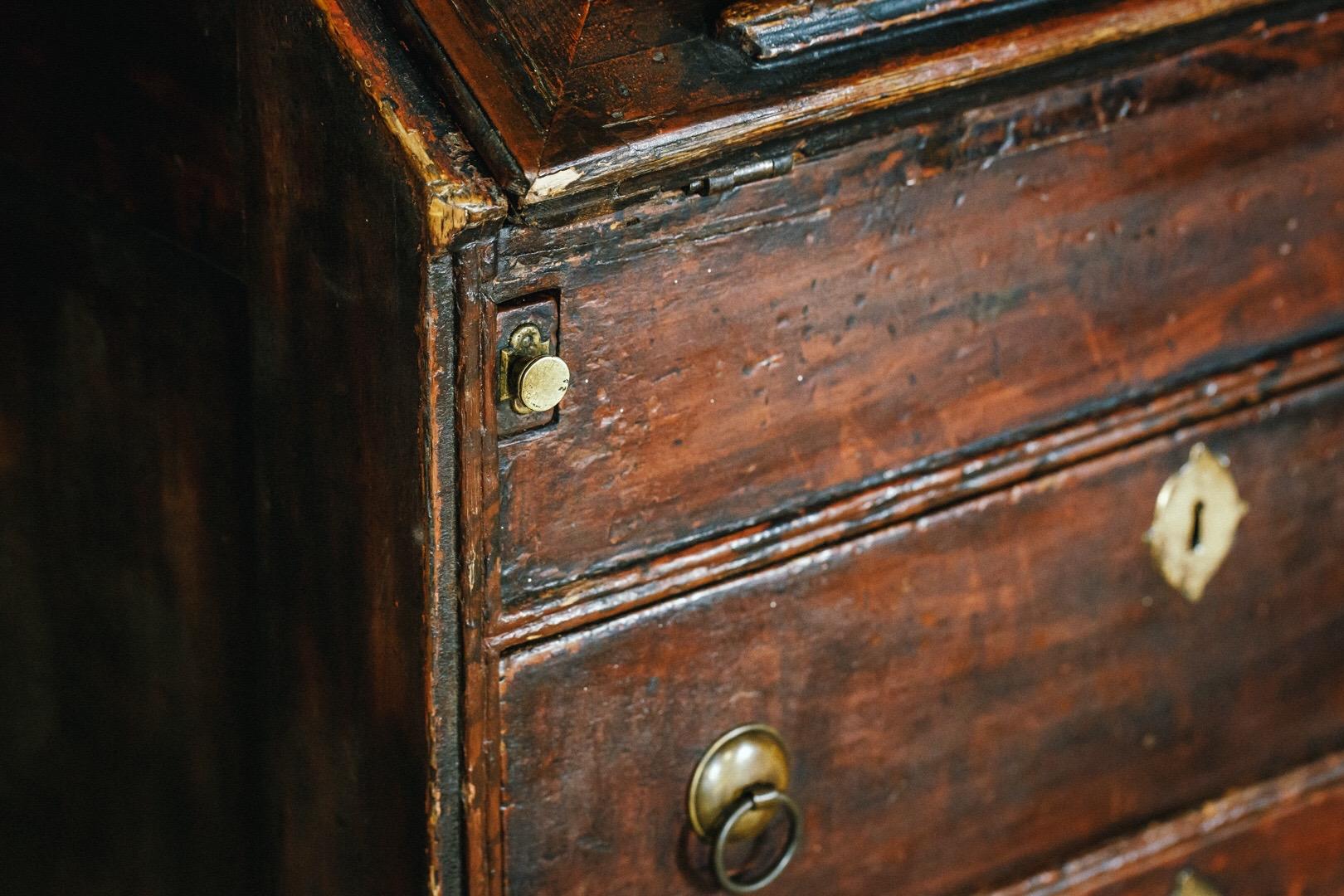 English Vernacular small scale pine bureau, found in its original painted surface. Wonderful wear and patina, England.


 