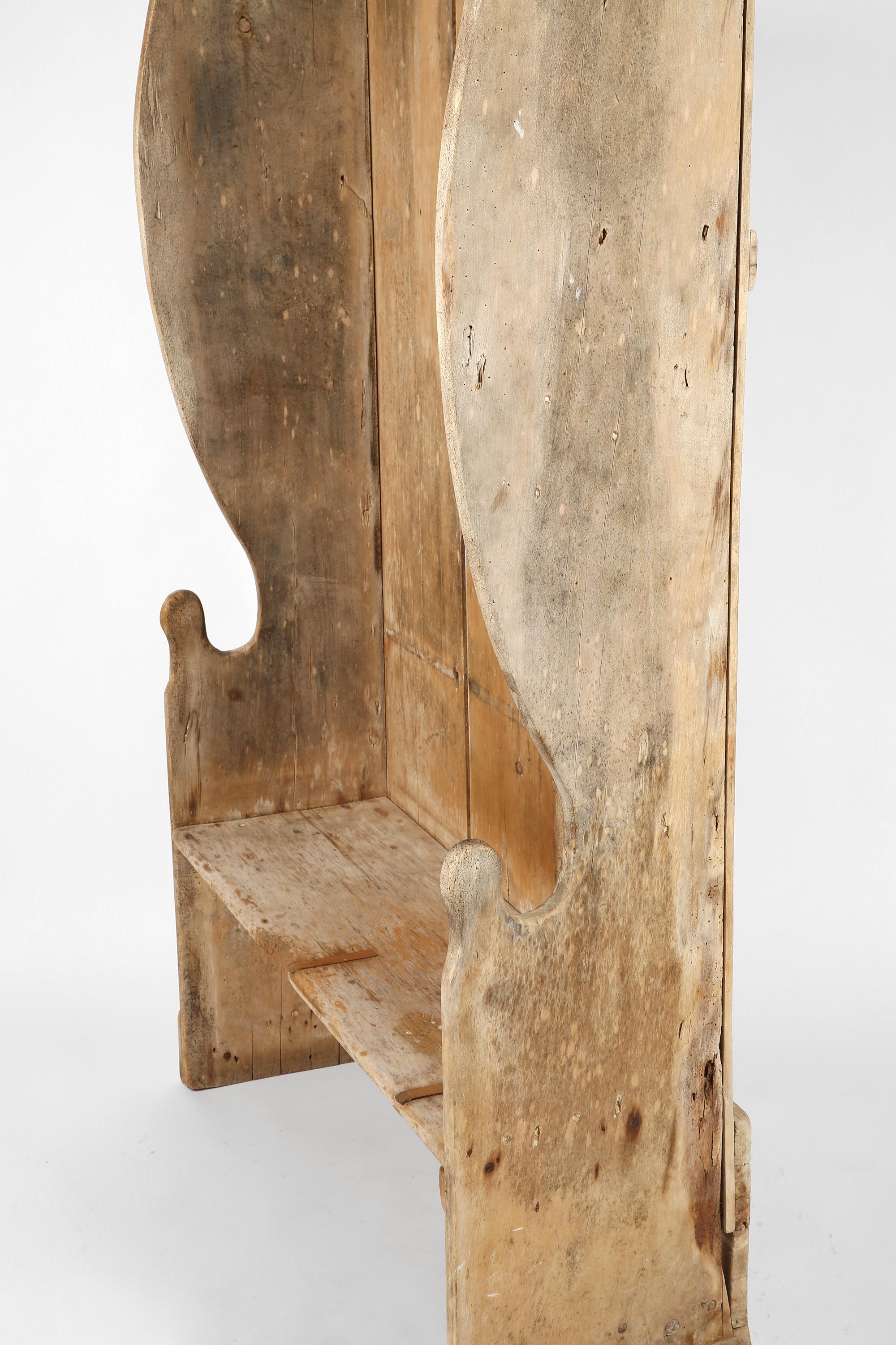 Early 19th Century English Wabi Sabi Sun-Bleached Pine Settle Bench For Sale 16
