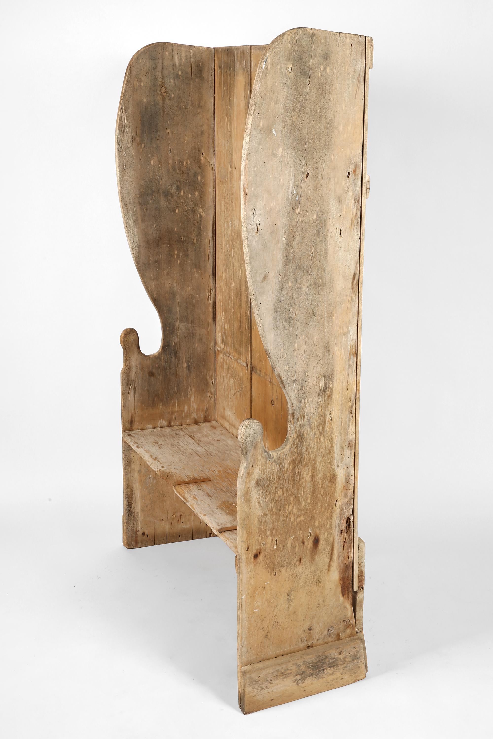 Early 19th Century English Wabi Sabi Sun-Bleached Pine Settle Bench For Sale 17