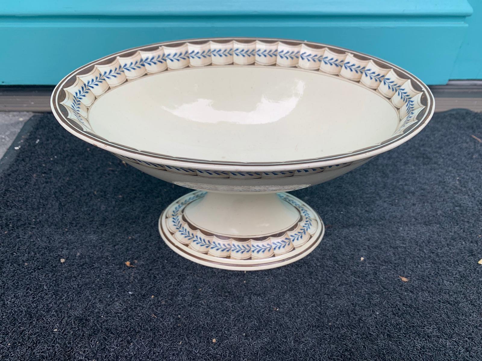 Porcelain Early 19th Century English Wedgwood Creamware Compote Bowl Lag & Feather Pattern