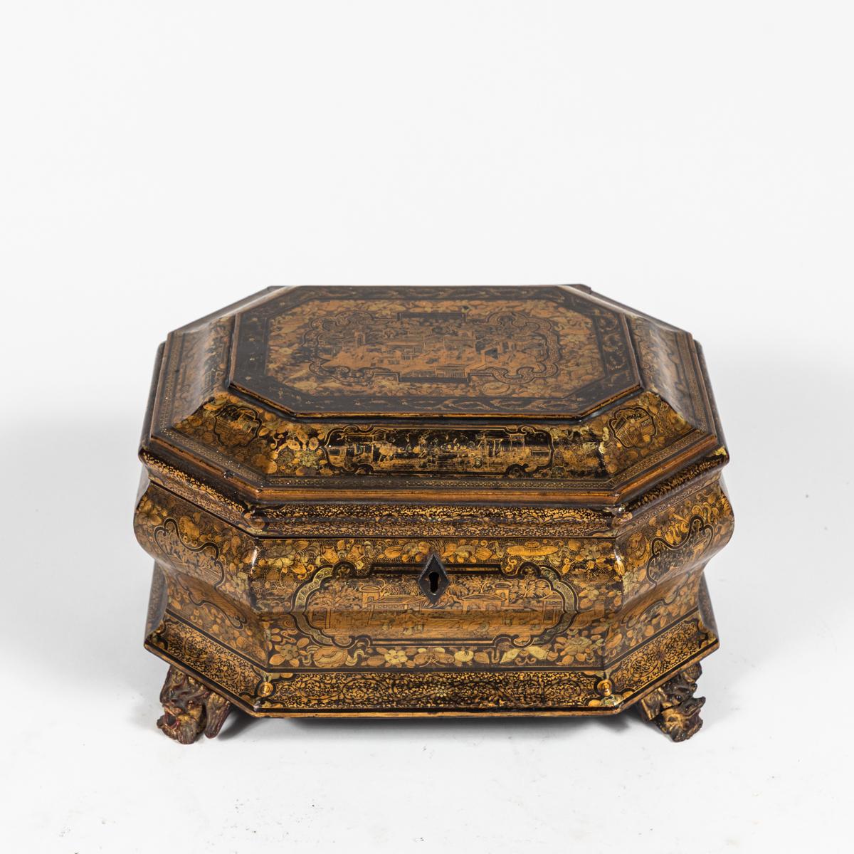Early 19th Century Export Chinoiserie Lacquer Box on Carved Feet For Sale 1