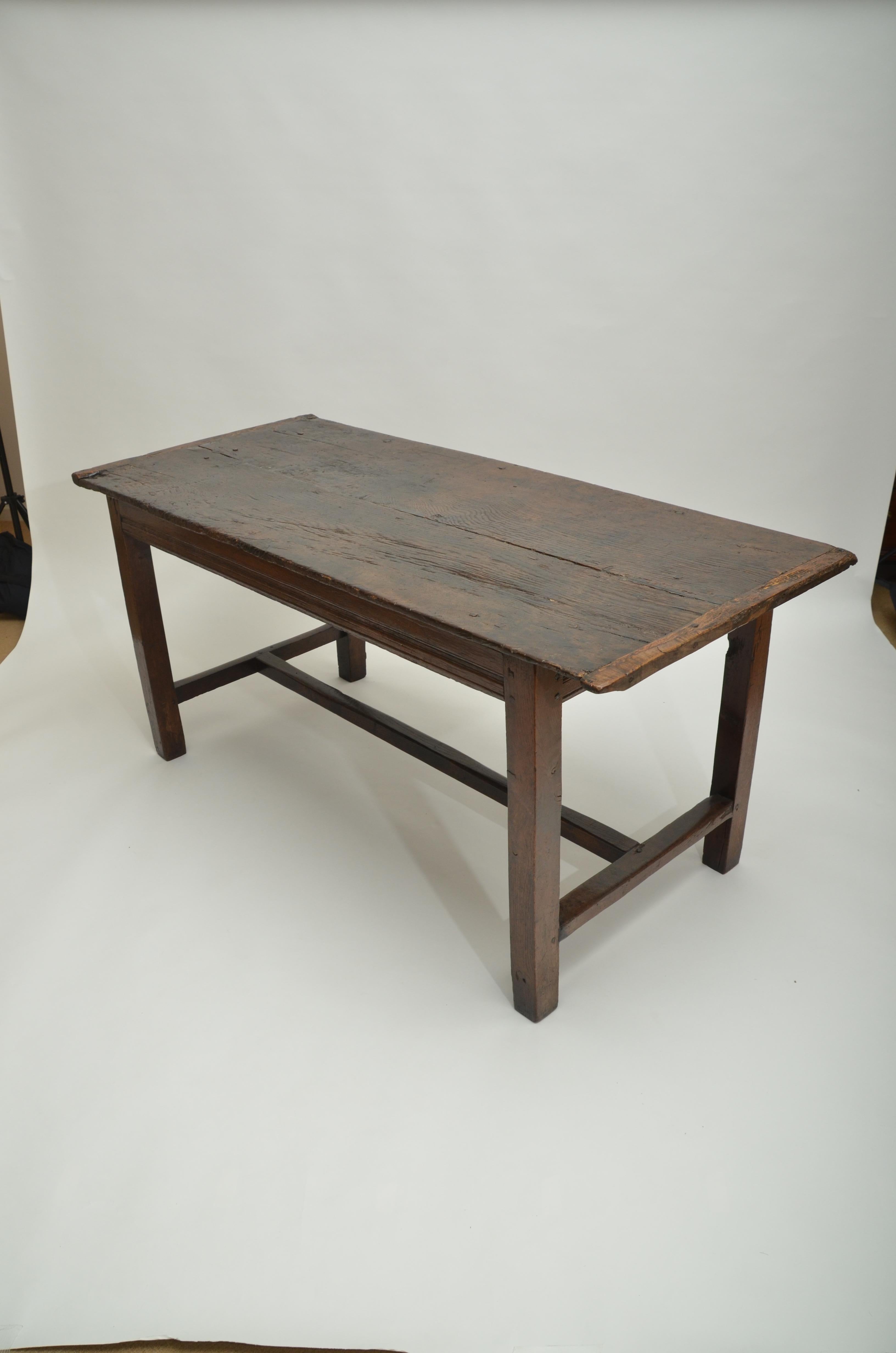 Oak and elm table with stretcher base, straight legs, 5 1/2