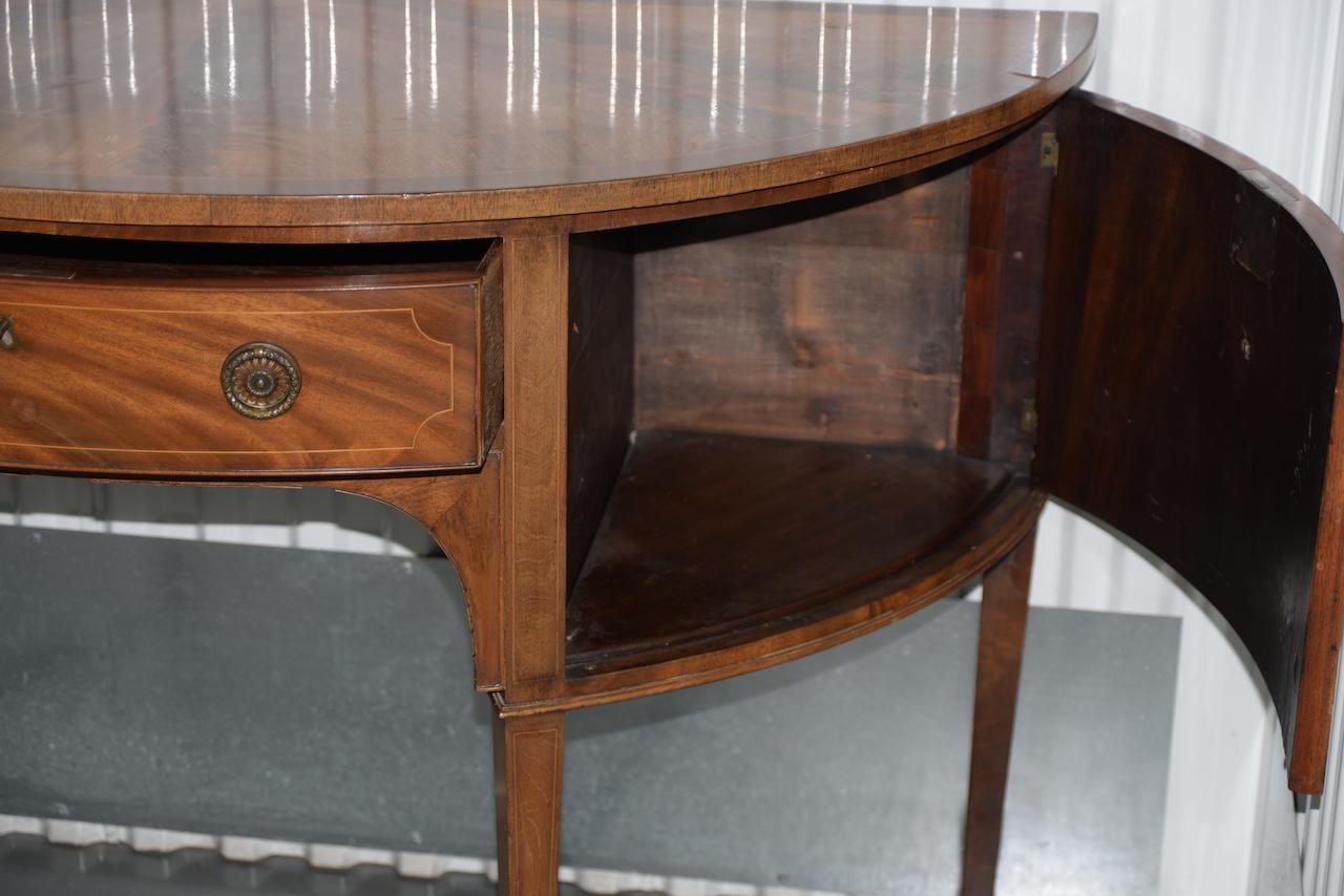Early 19th Century Federal Bow Front Sideboard 2