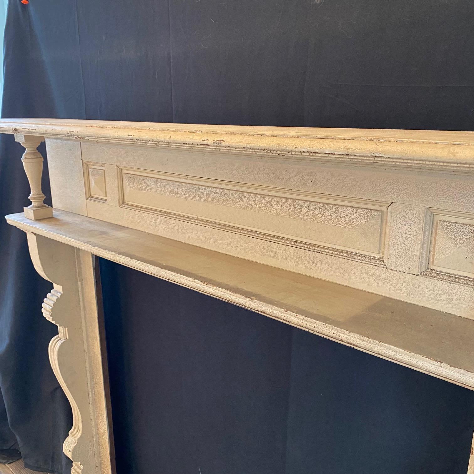 Early 19th Century Federal Fireplace Mantel Found in Maine For Sale 7