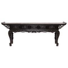 Early 19th Century Finely Carved Chinese Console Table