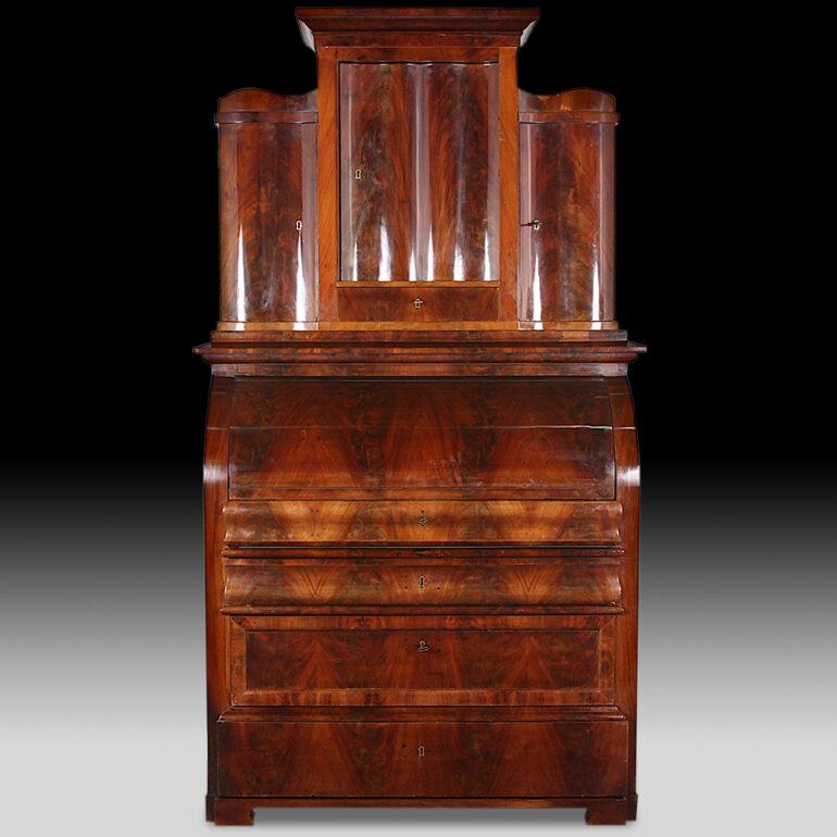 Early 19th Century Flame Mahogany Biedermeier Cylinder Roll Desk Secretary 3