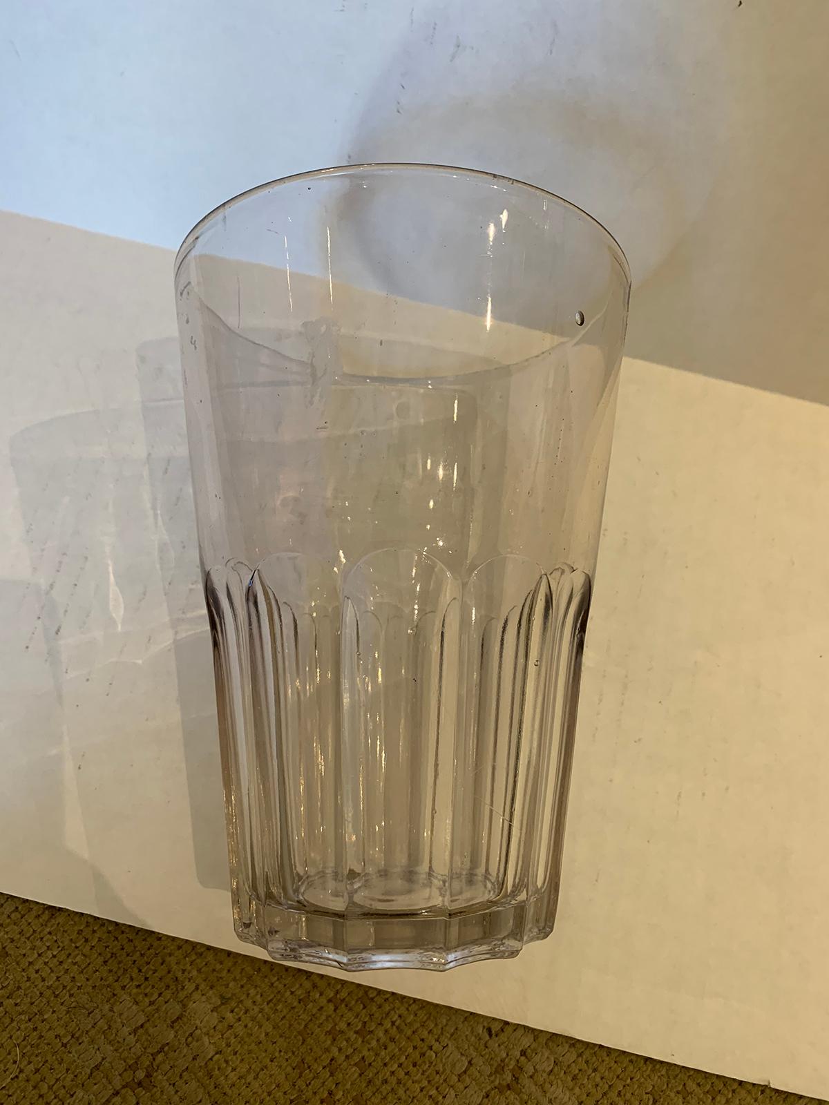 Early 19th Century Flared Flip Glass In Good Condition For Sale In Atlanta, GA