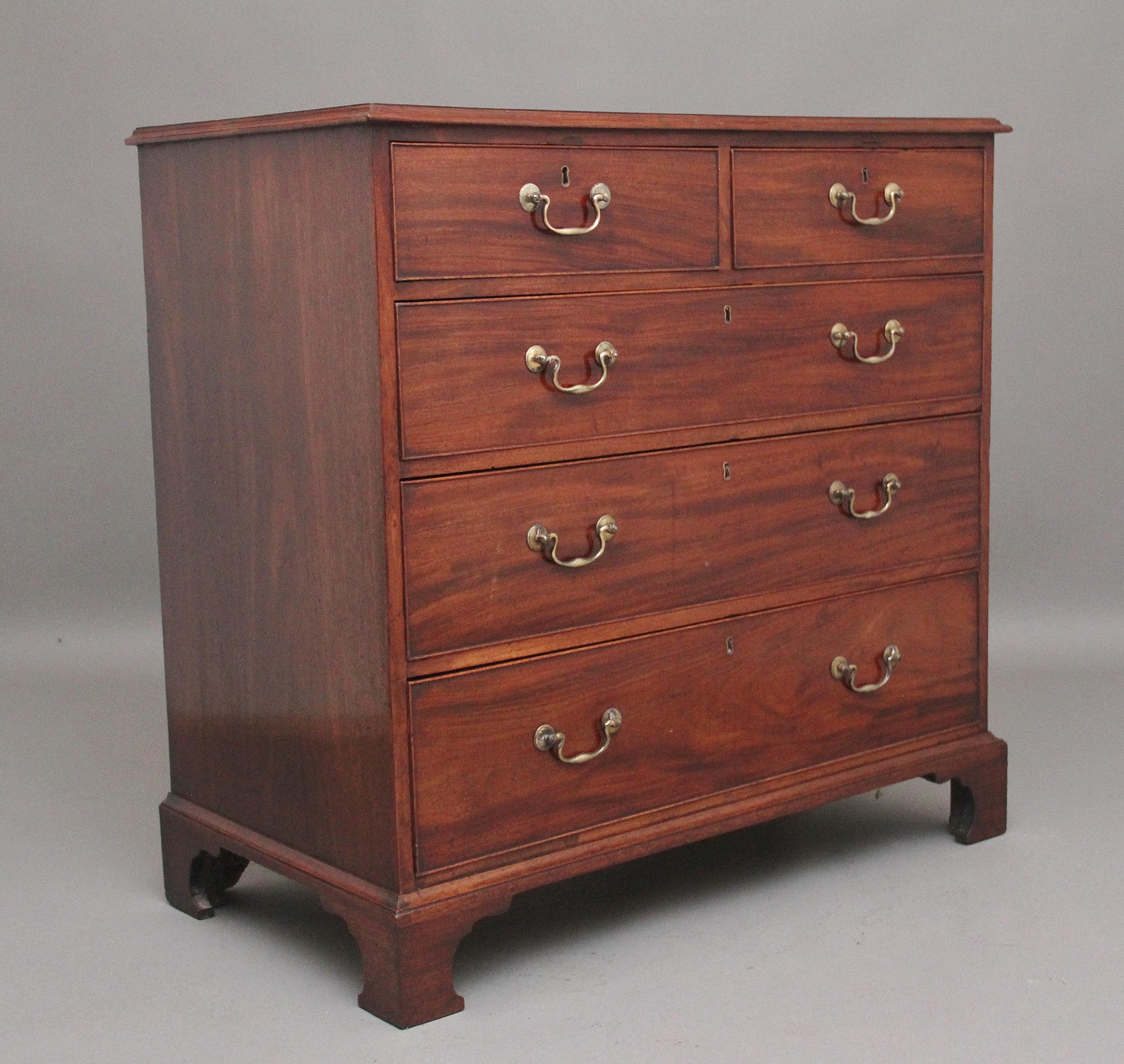 Georgian Early 19th Century flat fronted mahogany chest of drawers For Sale