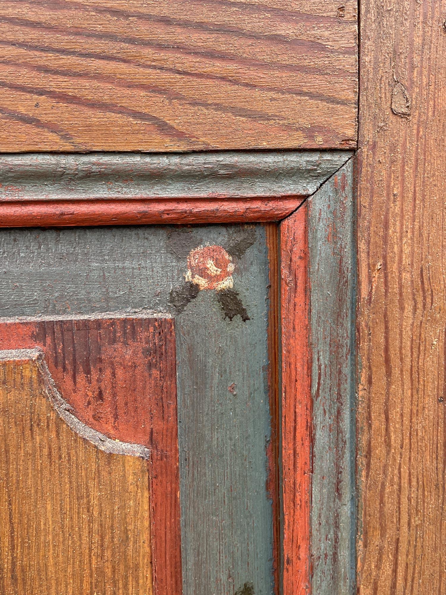 Early 19th Century Floral Painted Cupboard Wardrobe For Sale 5