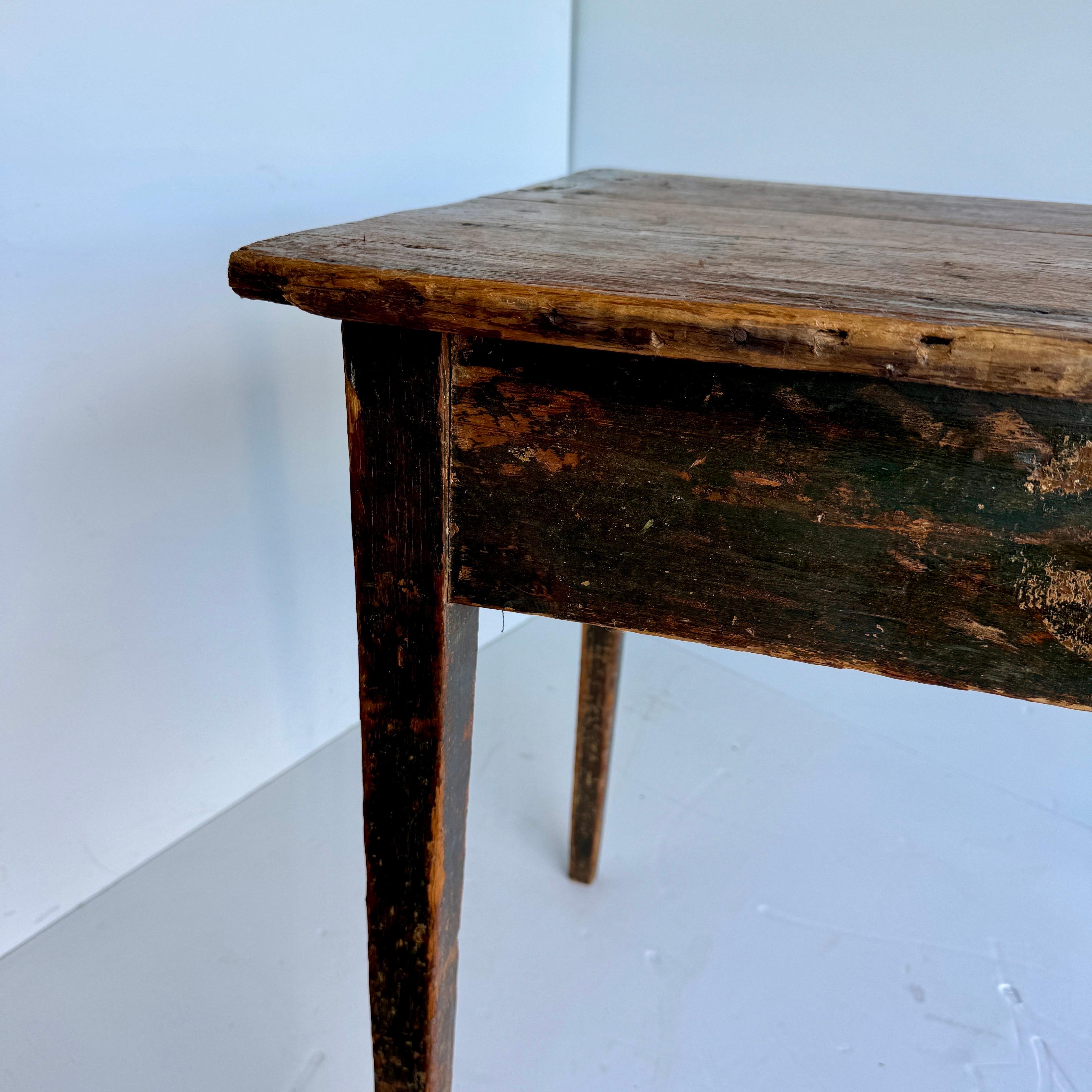 Early 19th Century Folk Art Side Table or Desk, Scandinavia For Sale 5