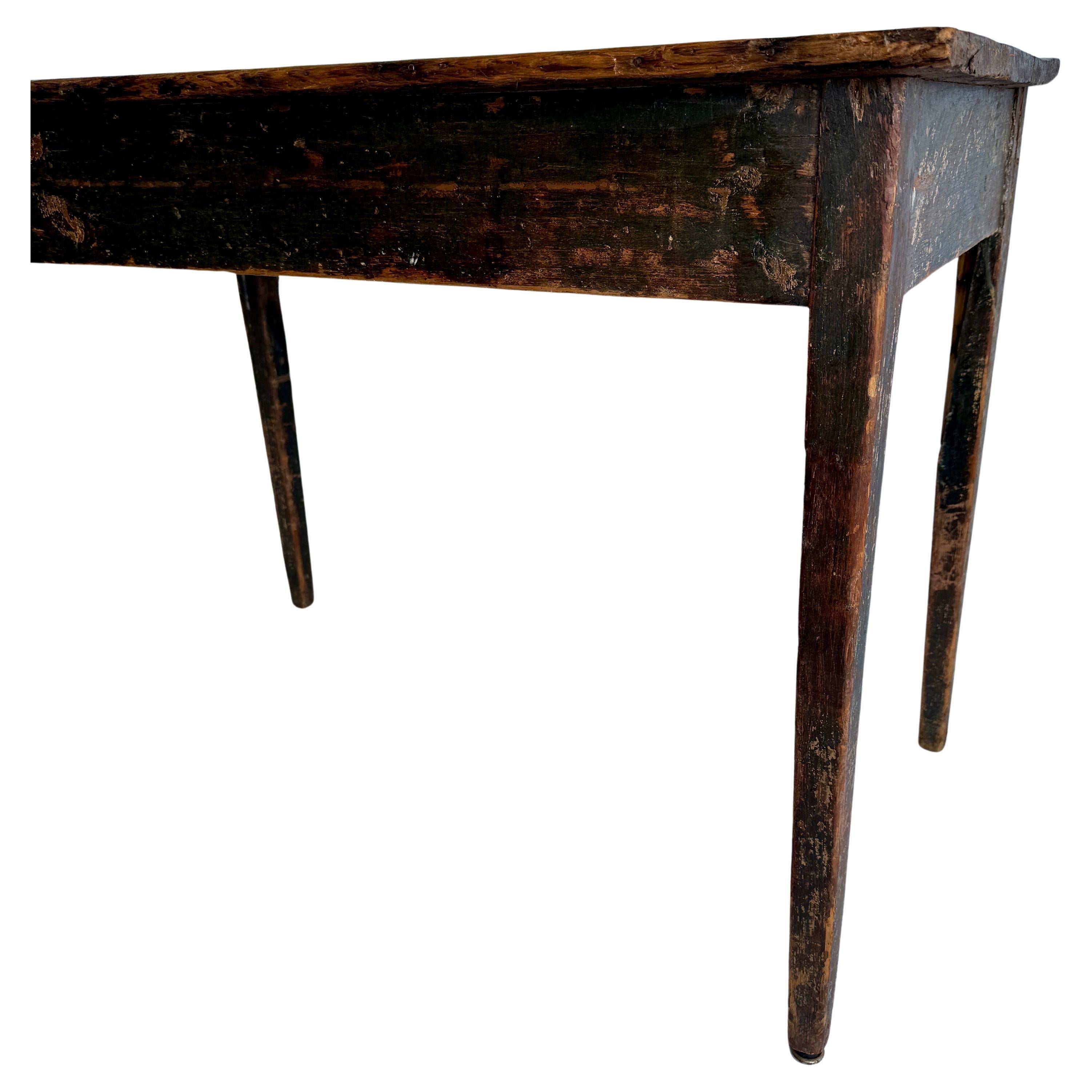 Early 19th Century Folk Art Side Table or Desk, Scandinavia For Sale 2