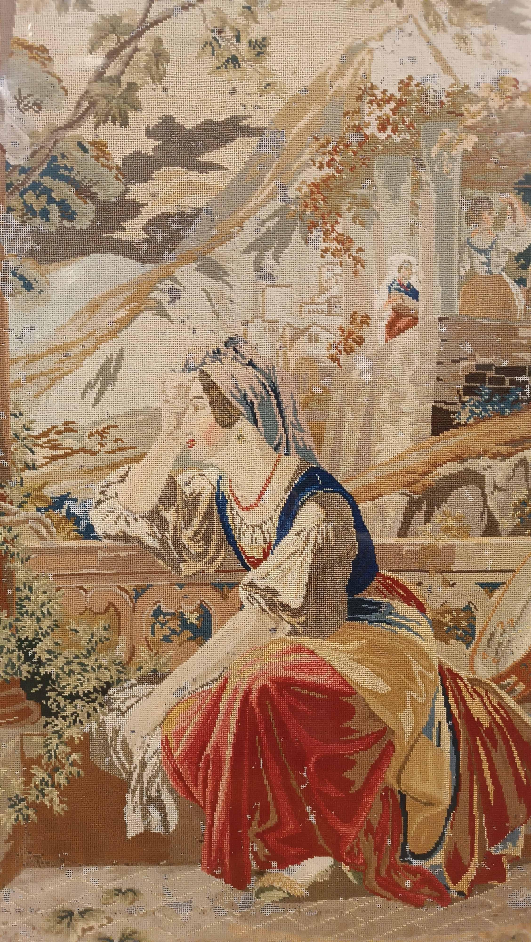 Intagliato a mano EARLY 19th CENTURY FRAMED EMBROIDERED FABRIC in vendita