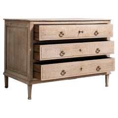 Early 19th Century France Weathered Whitewash Cerused Oak Chest Of Drawers