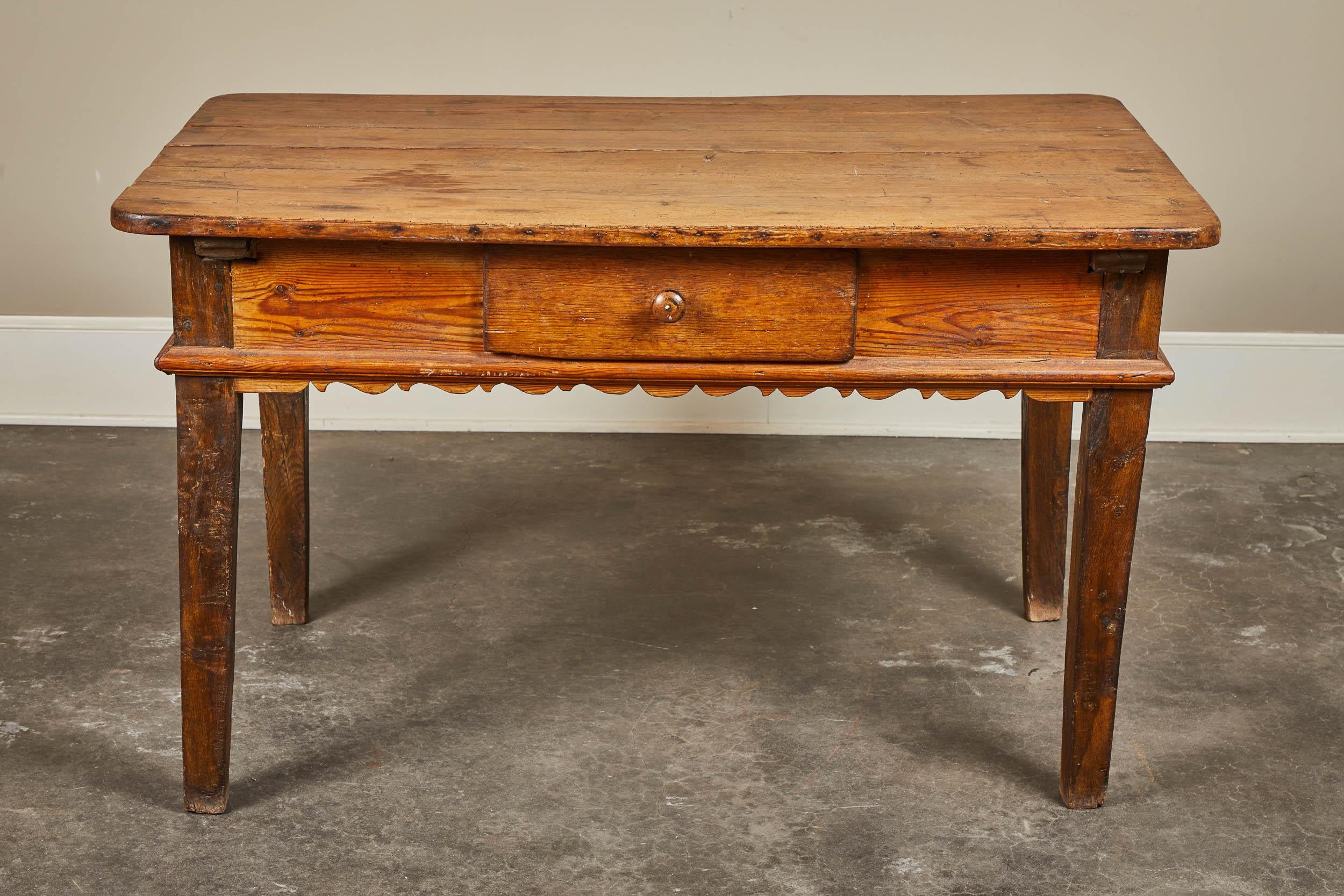 Early 19th Century French Baroque Pine and Oak Table 4