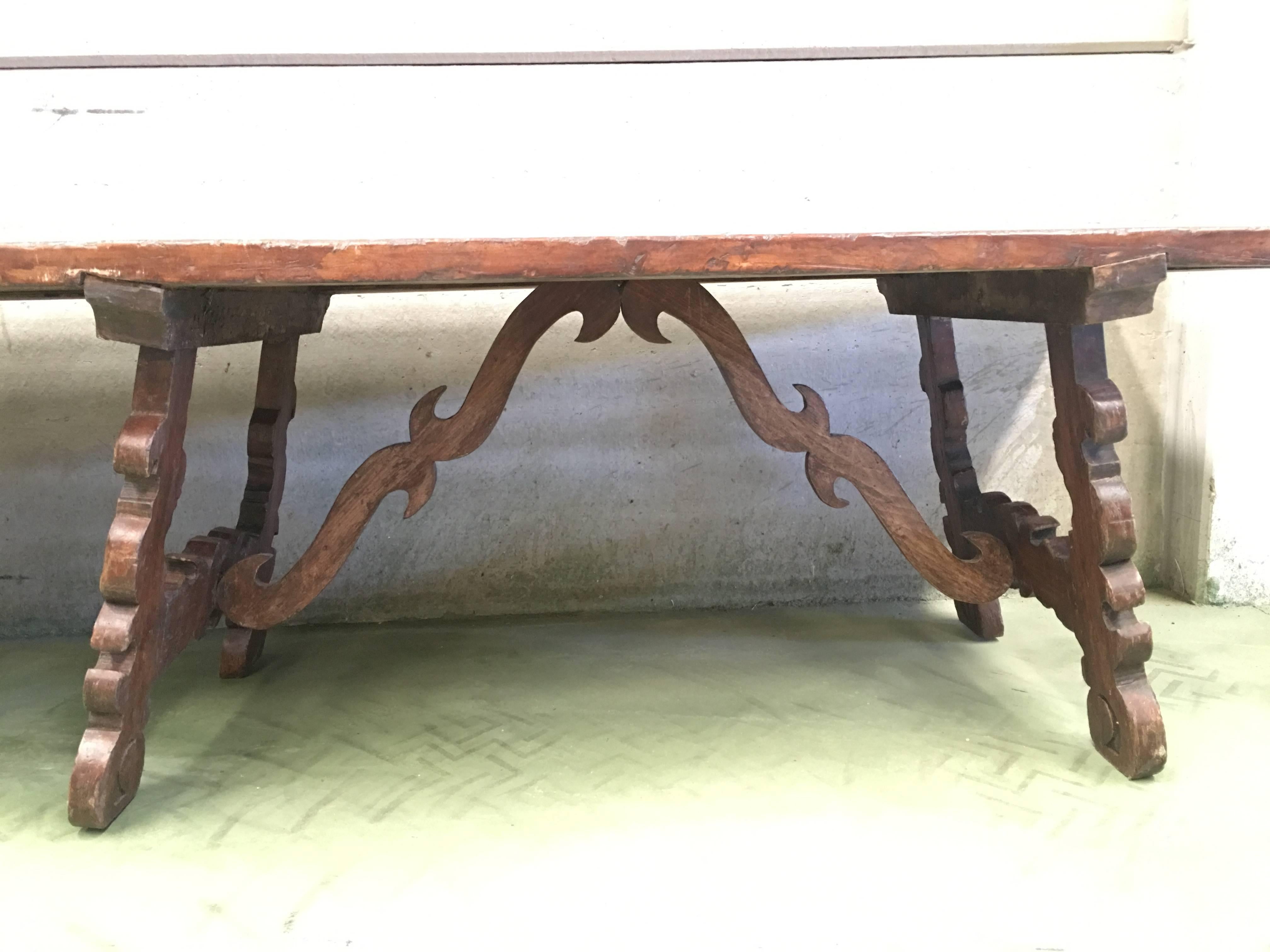 Early 19th Century French Baroque Style Walnut Trestle Dining Farm Table 163´ 9
