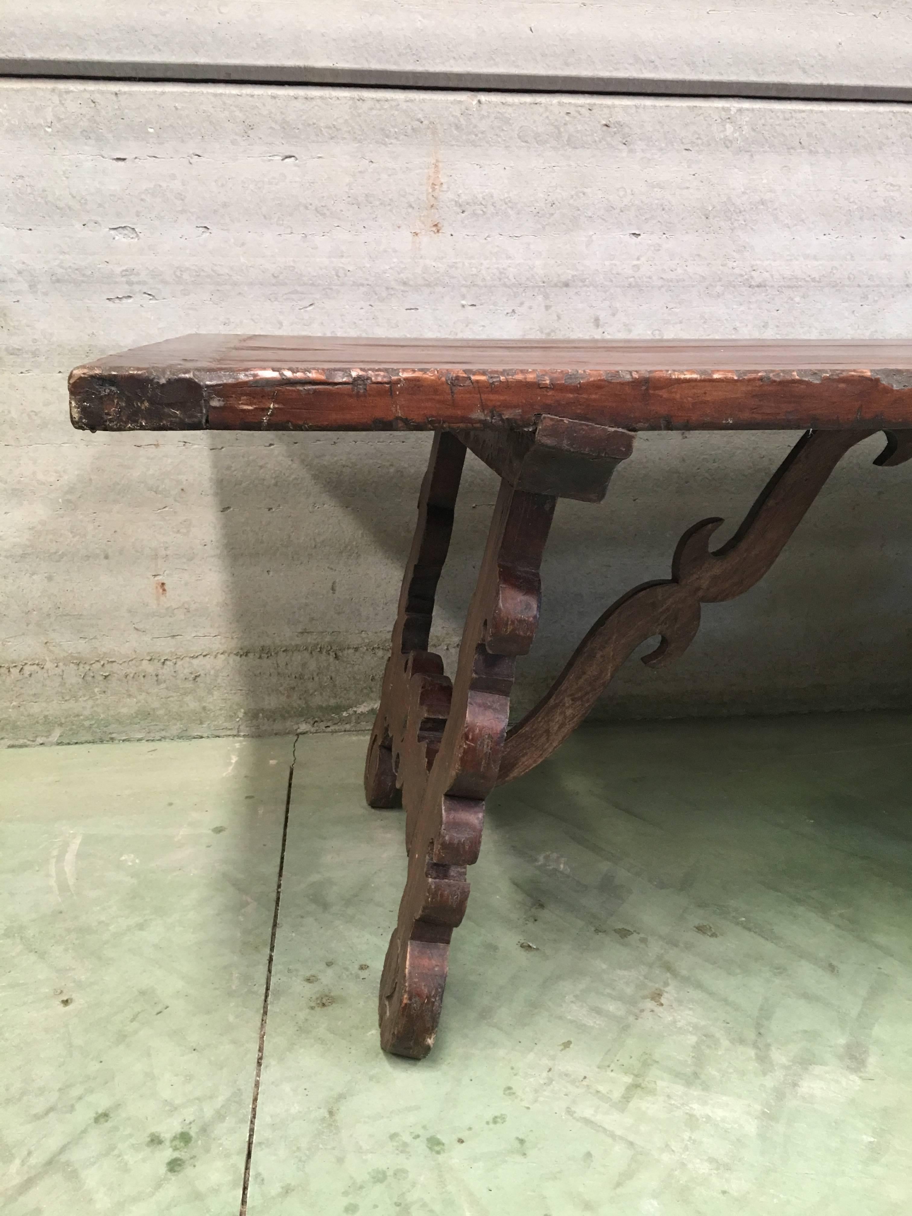 Early 19th Century French Baroque Style Walnut Trestle Dining Farm Table 163´ 11